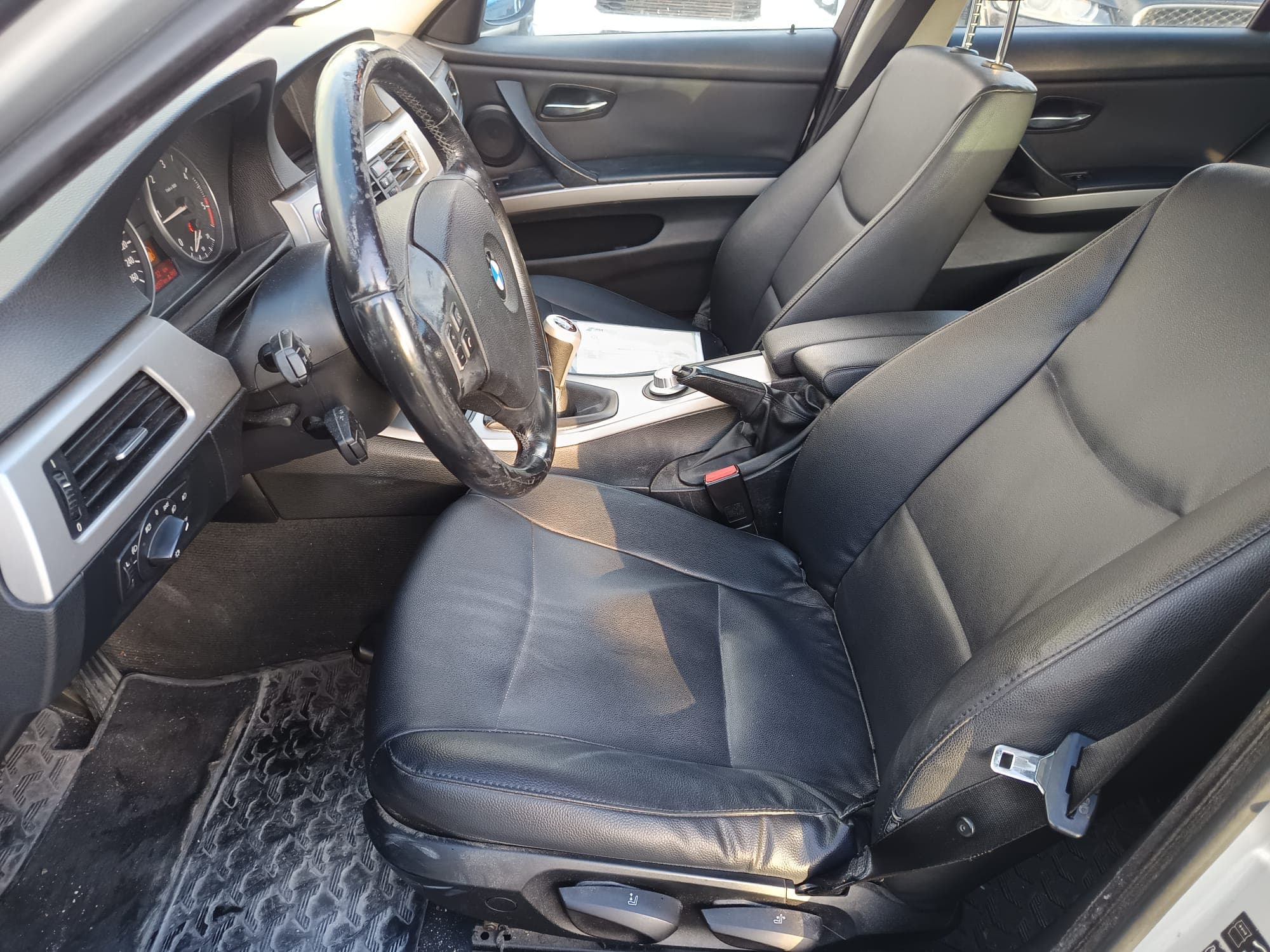 BMW 320 d · Ano 2006 — image 34