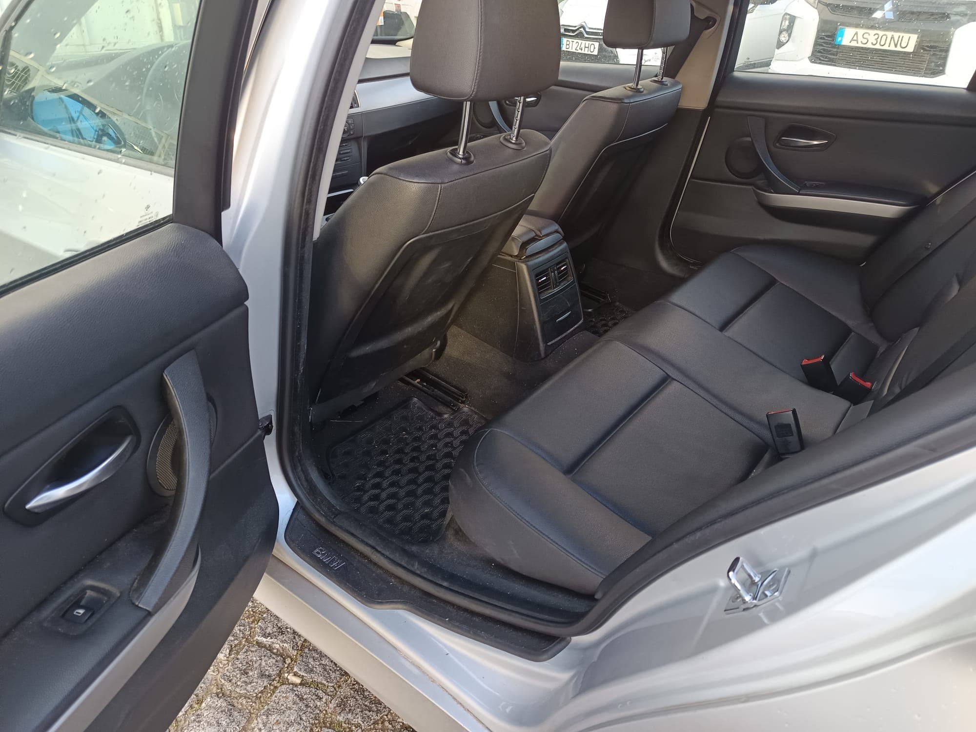BMW 320 d · Ano 2006 — image 29