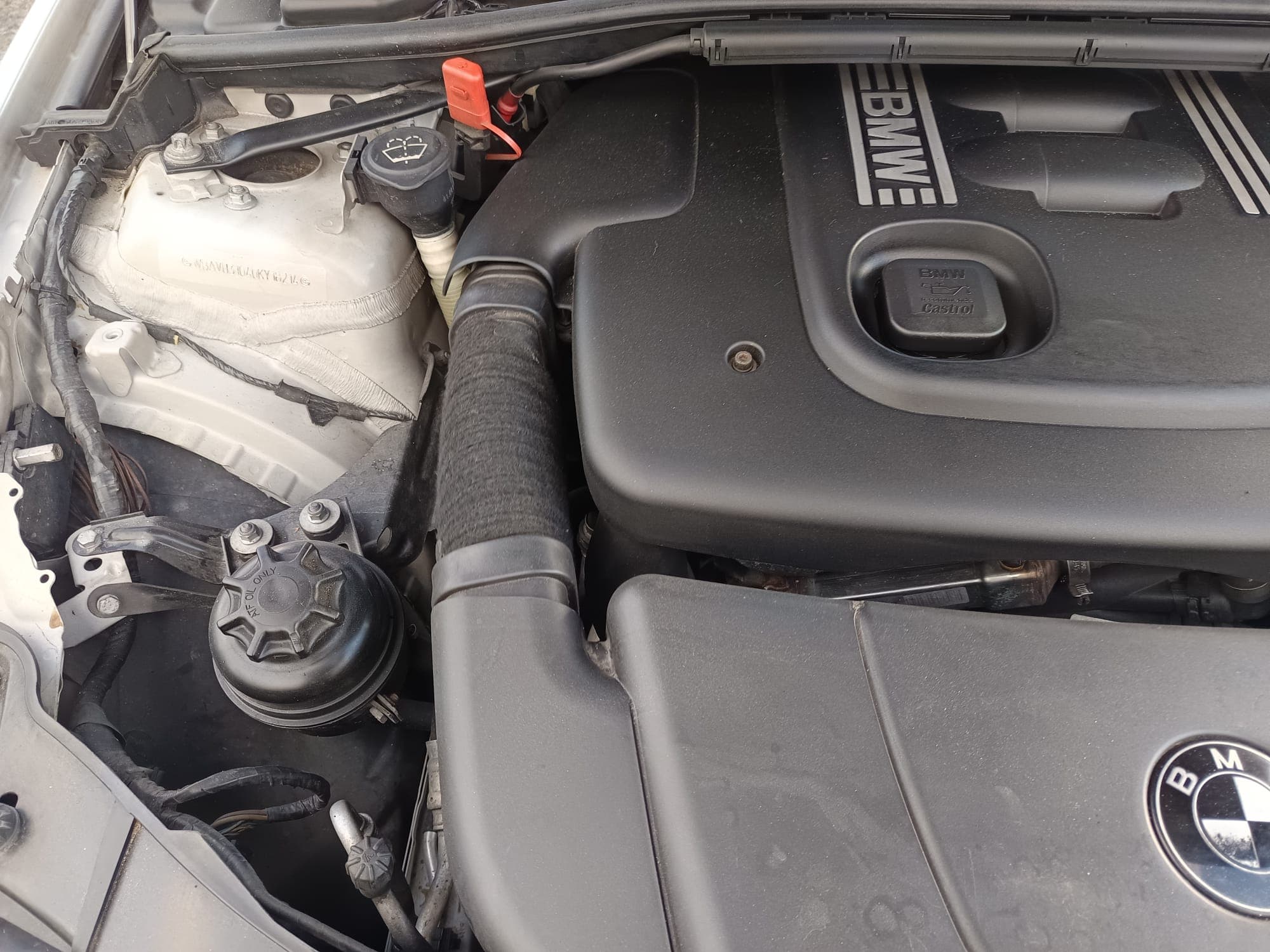 BMW 320 d · Ano 2006 — image 16