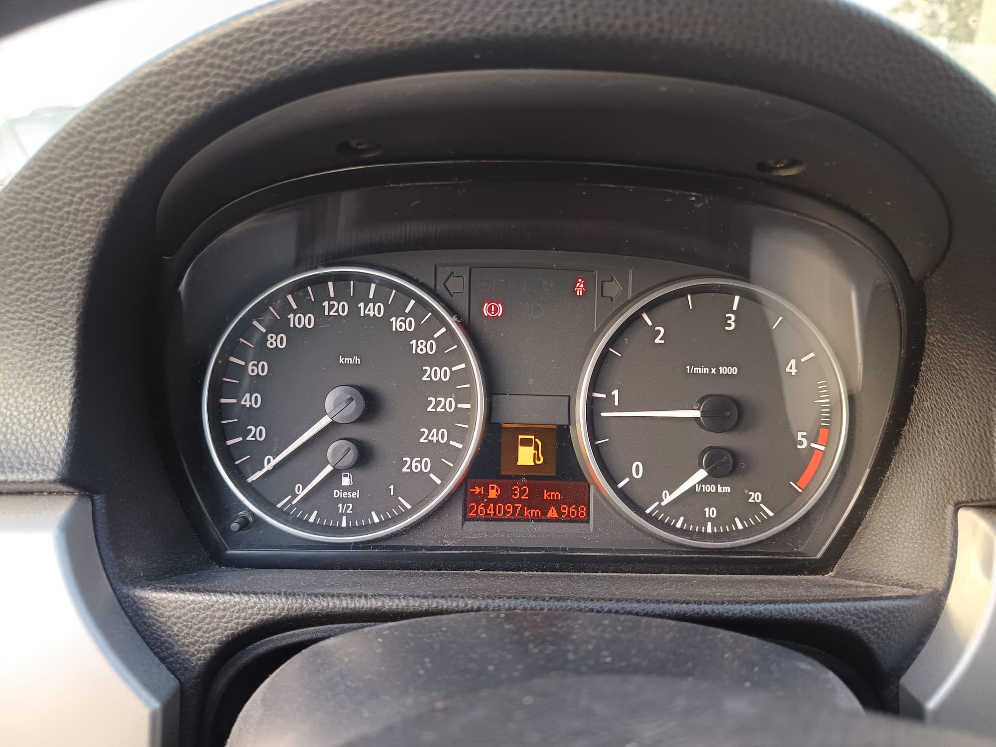 BMW 320 d · Ano 2006 — image 39
