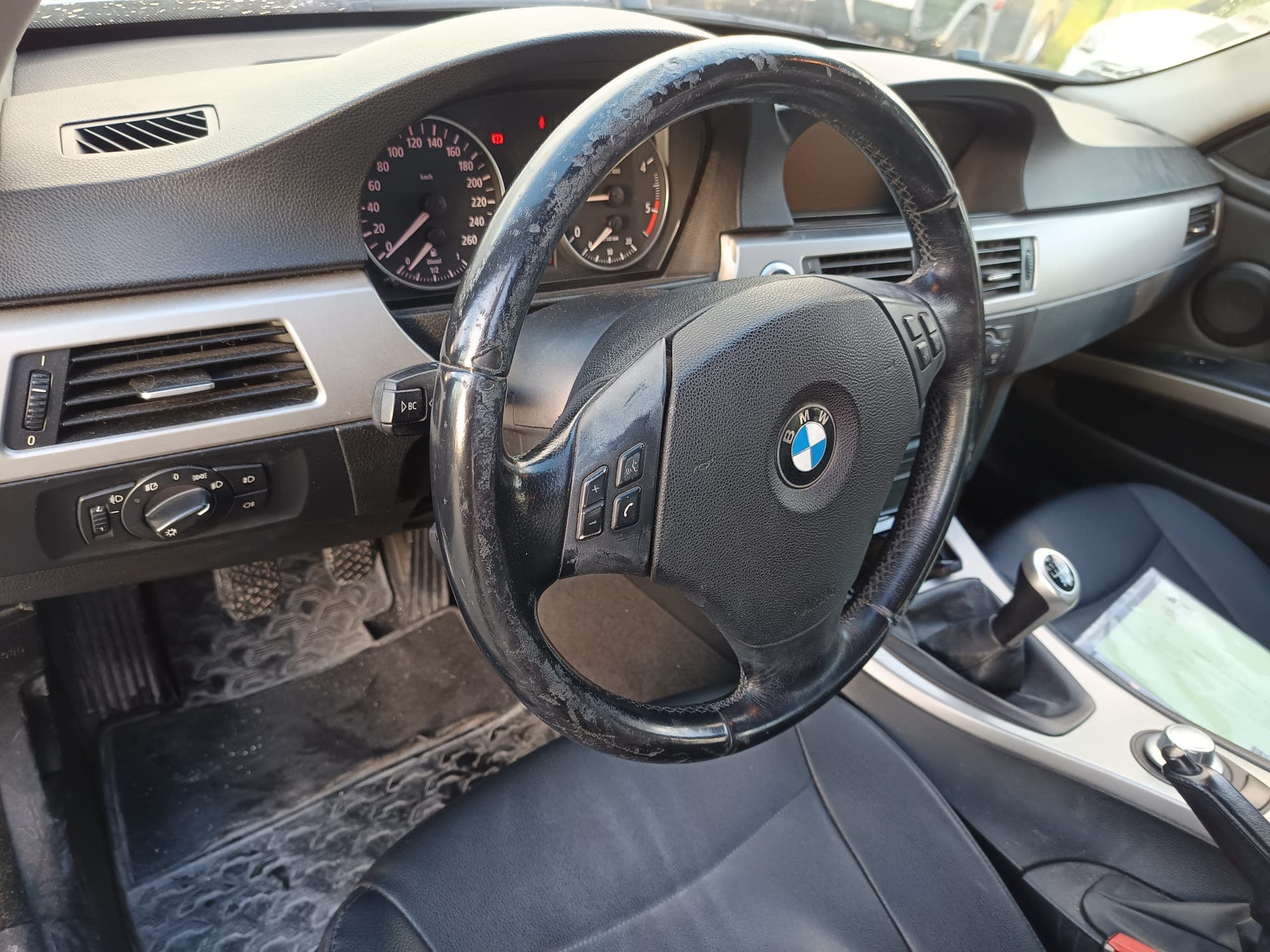 BMW 320 d · Ano 2006 — image 37