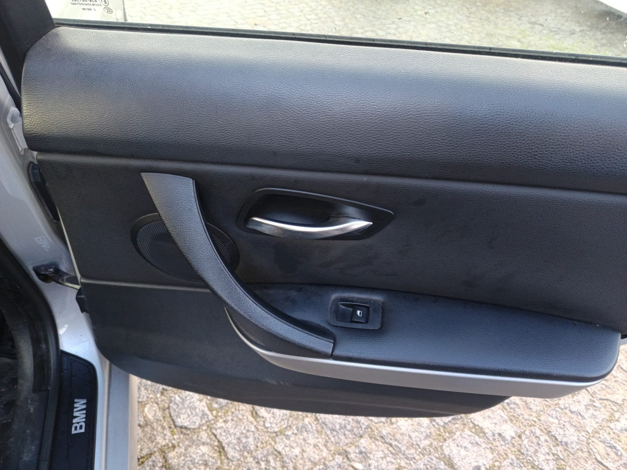 BMW 320 d · Ano 2006 — image 24