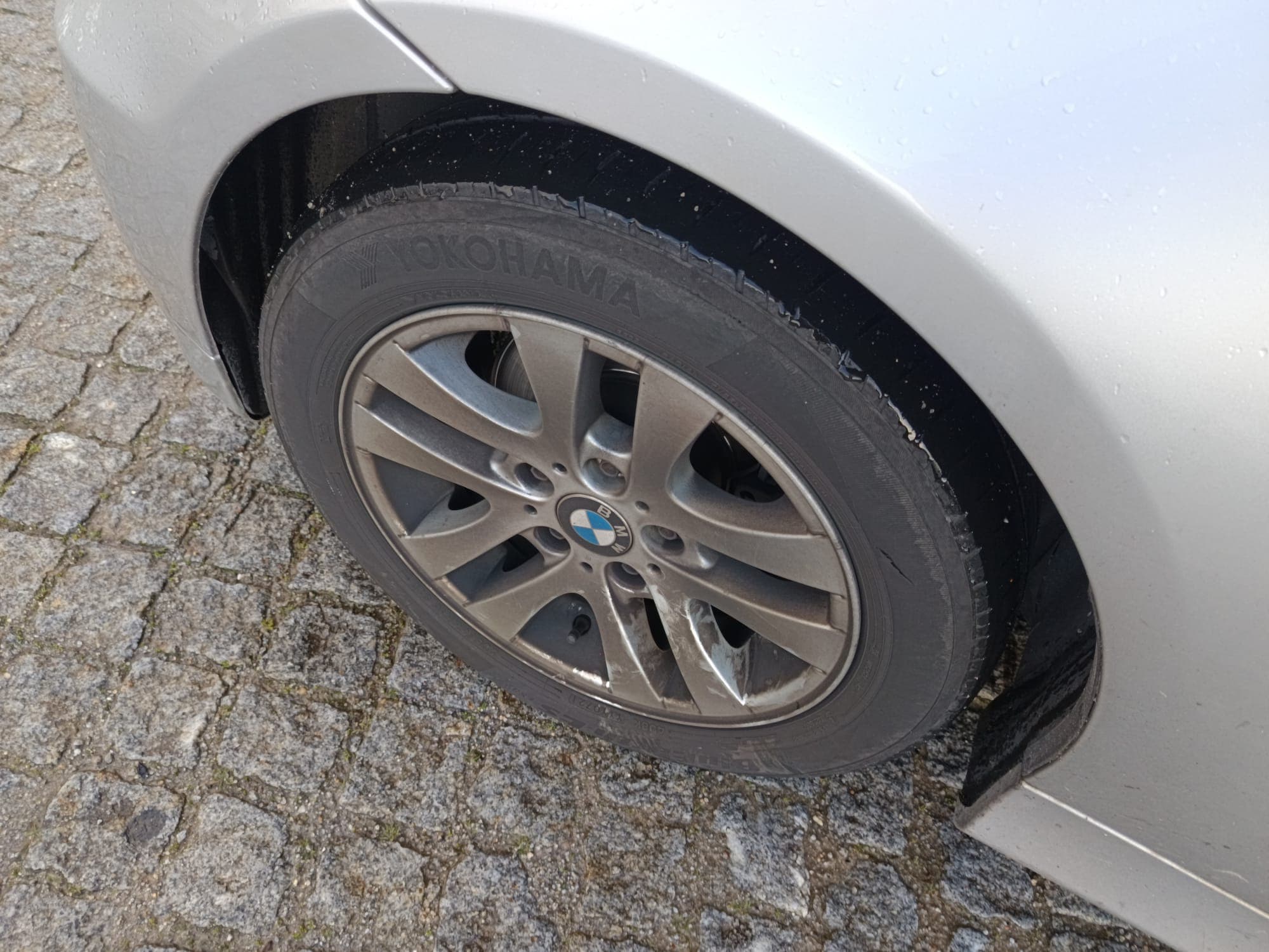 BMW 320 d · Ano 2006 — image 17