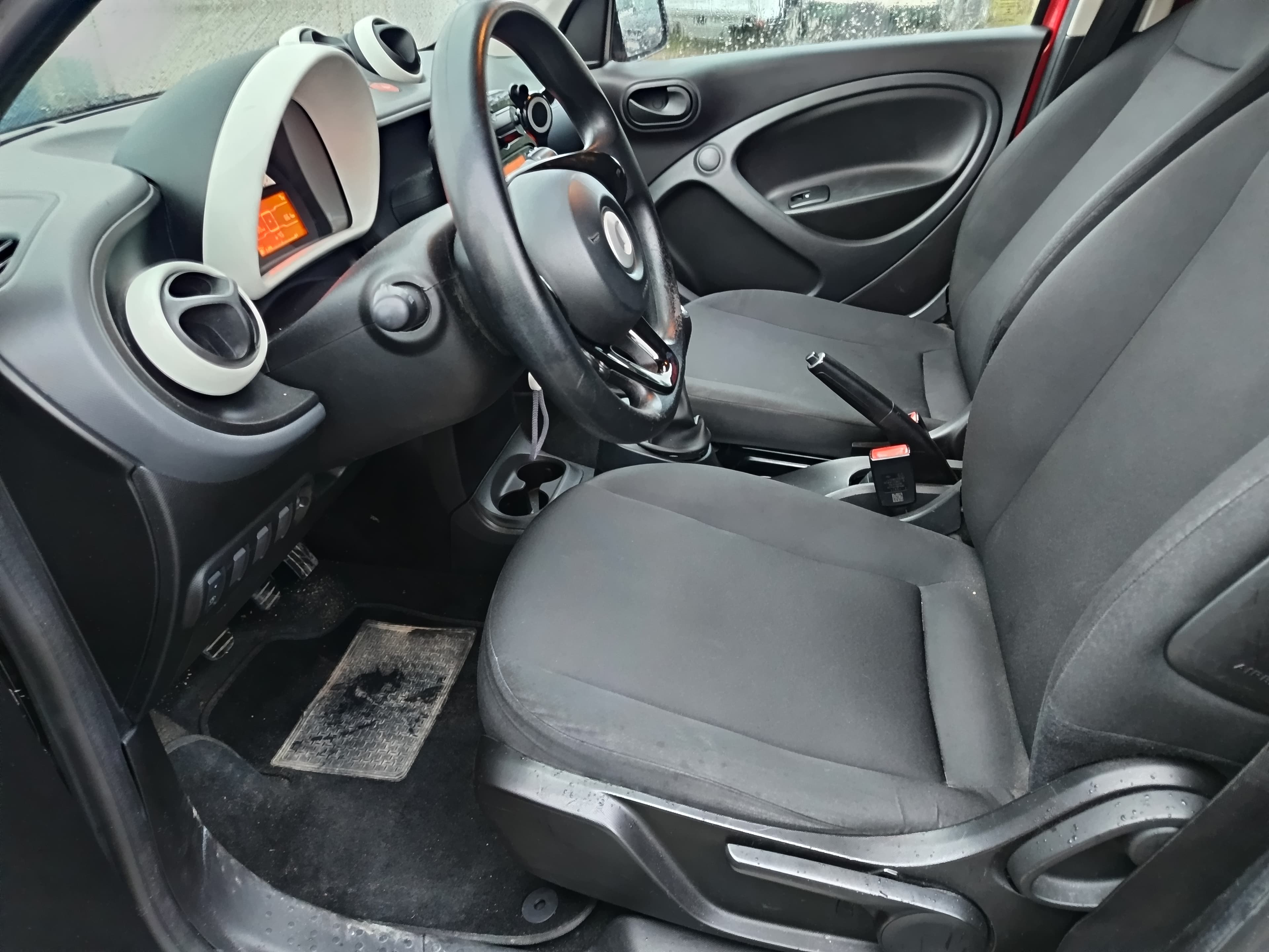 Smart FourFour · Ano 2016 — image 25