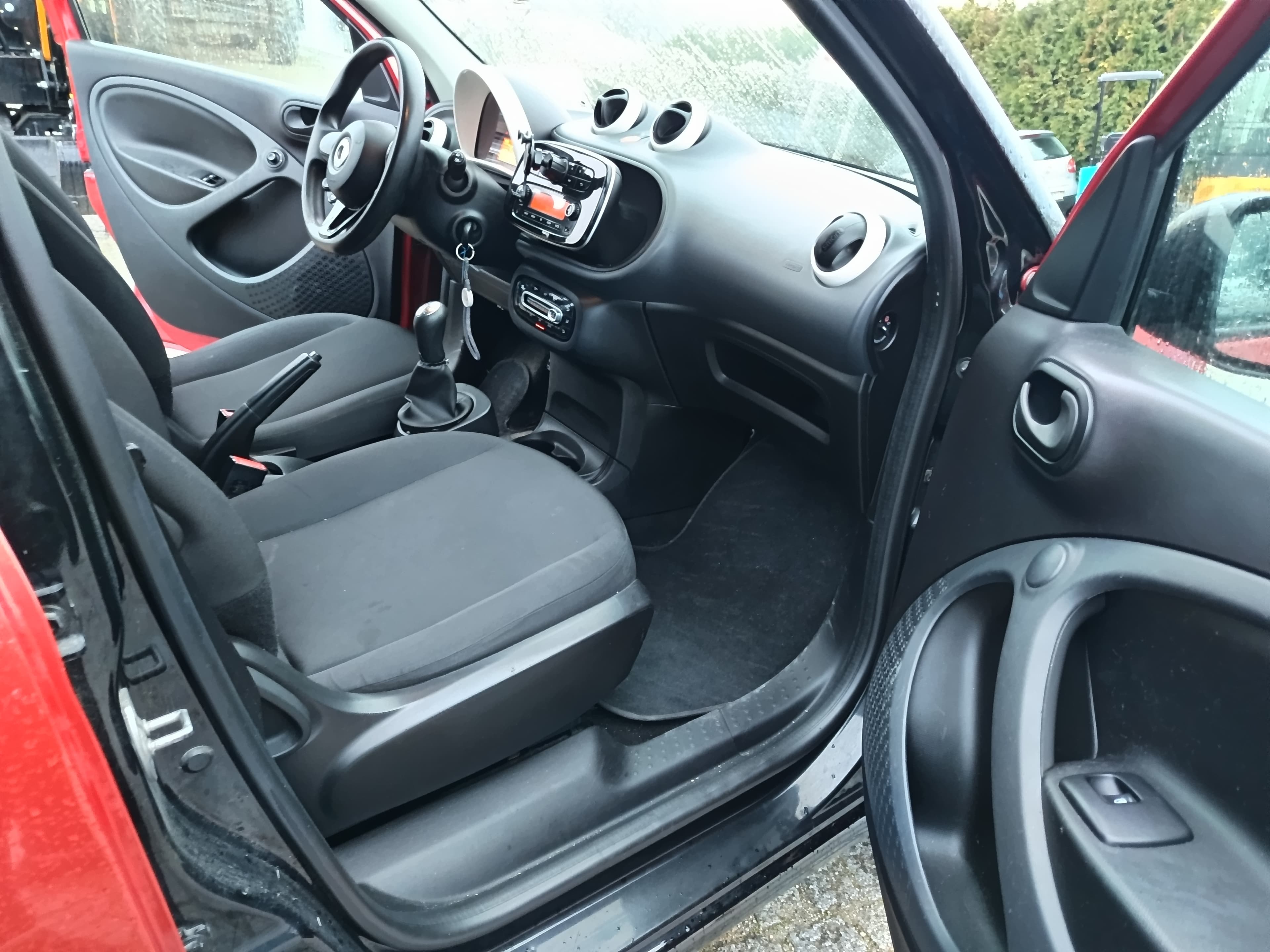 Smart FourFour · Ano 2016 — image 16