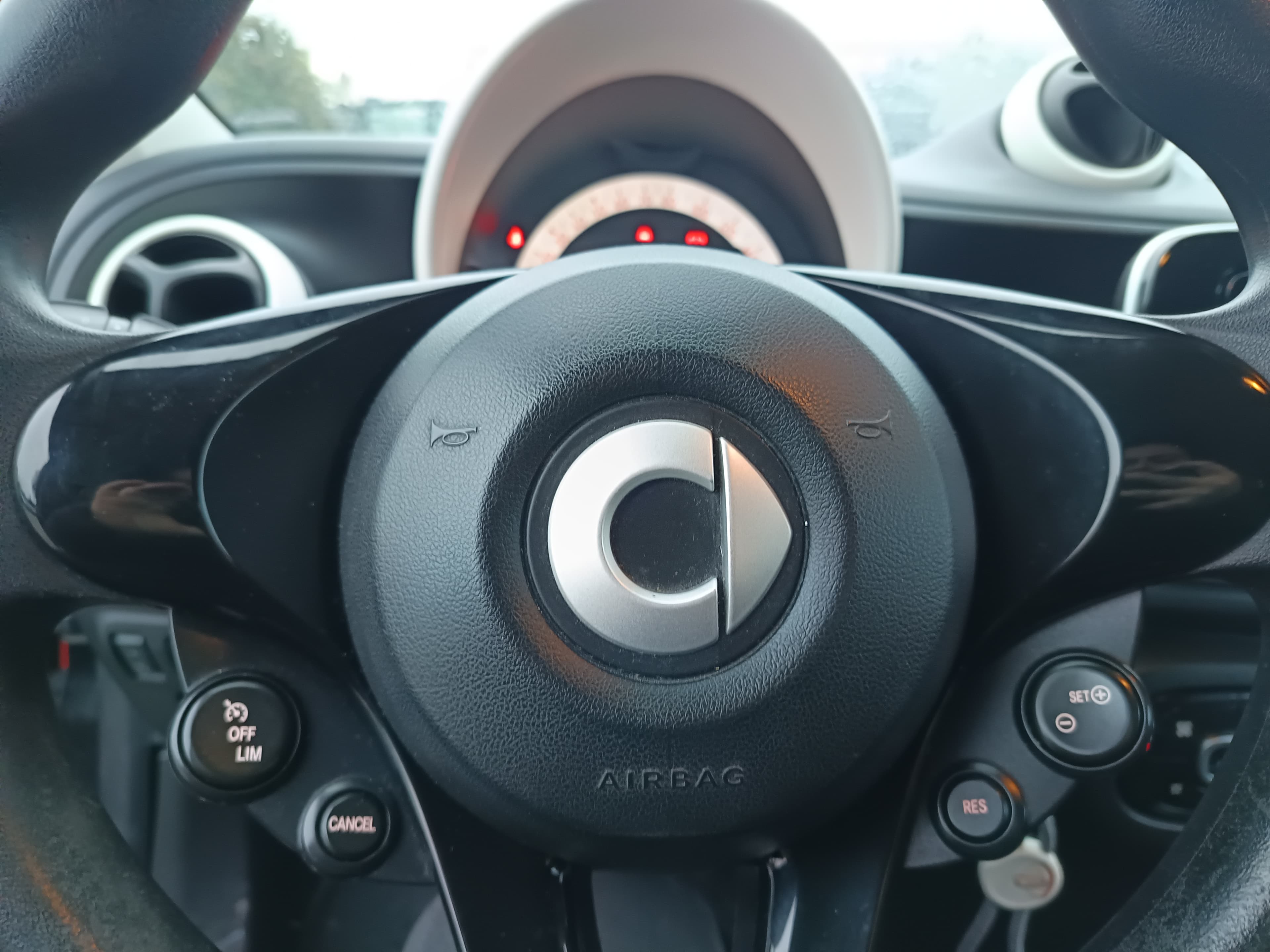 Smart FourFour · Ano 2016 — image 32