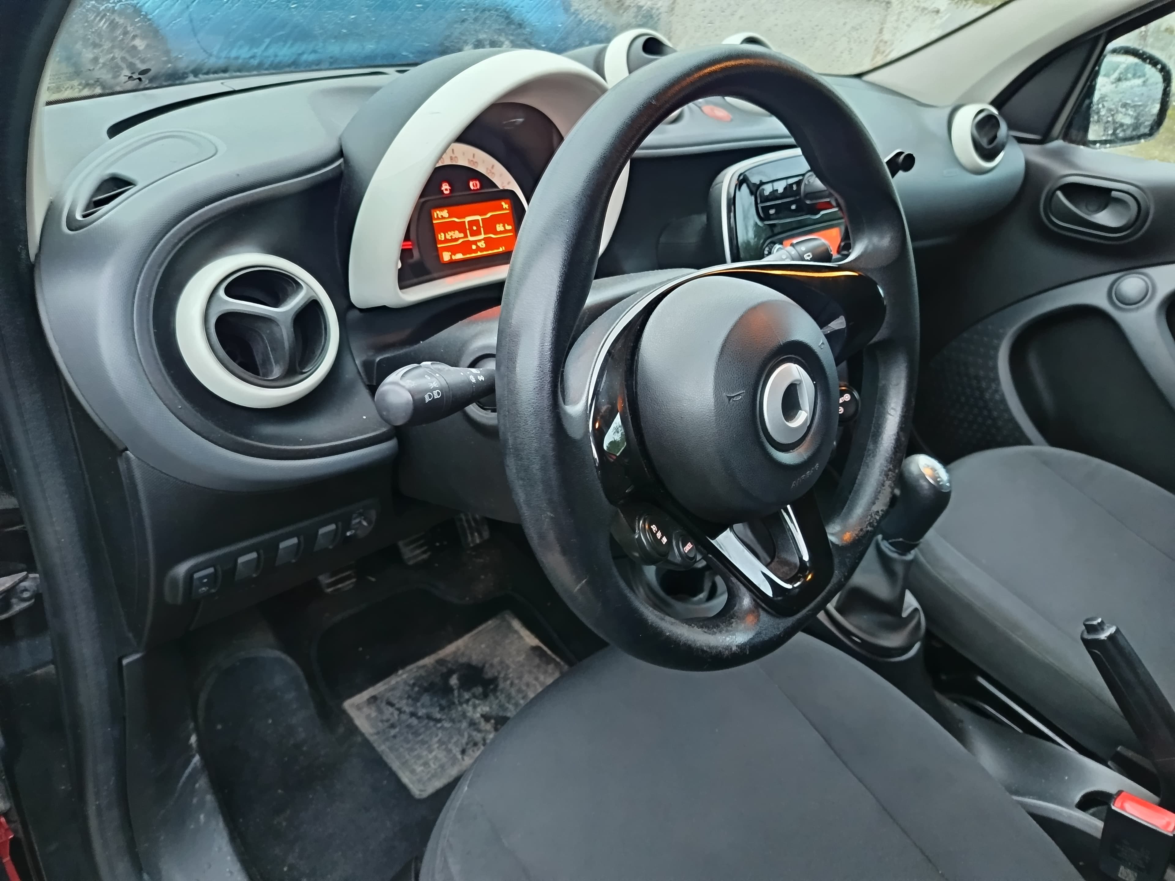Smart FourFour · Ano 2016 — image 27