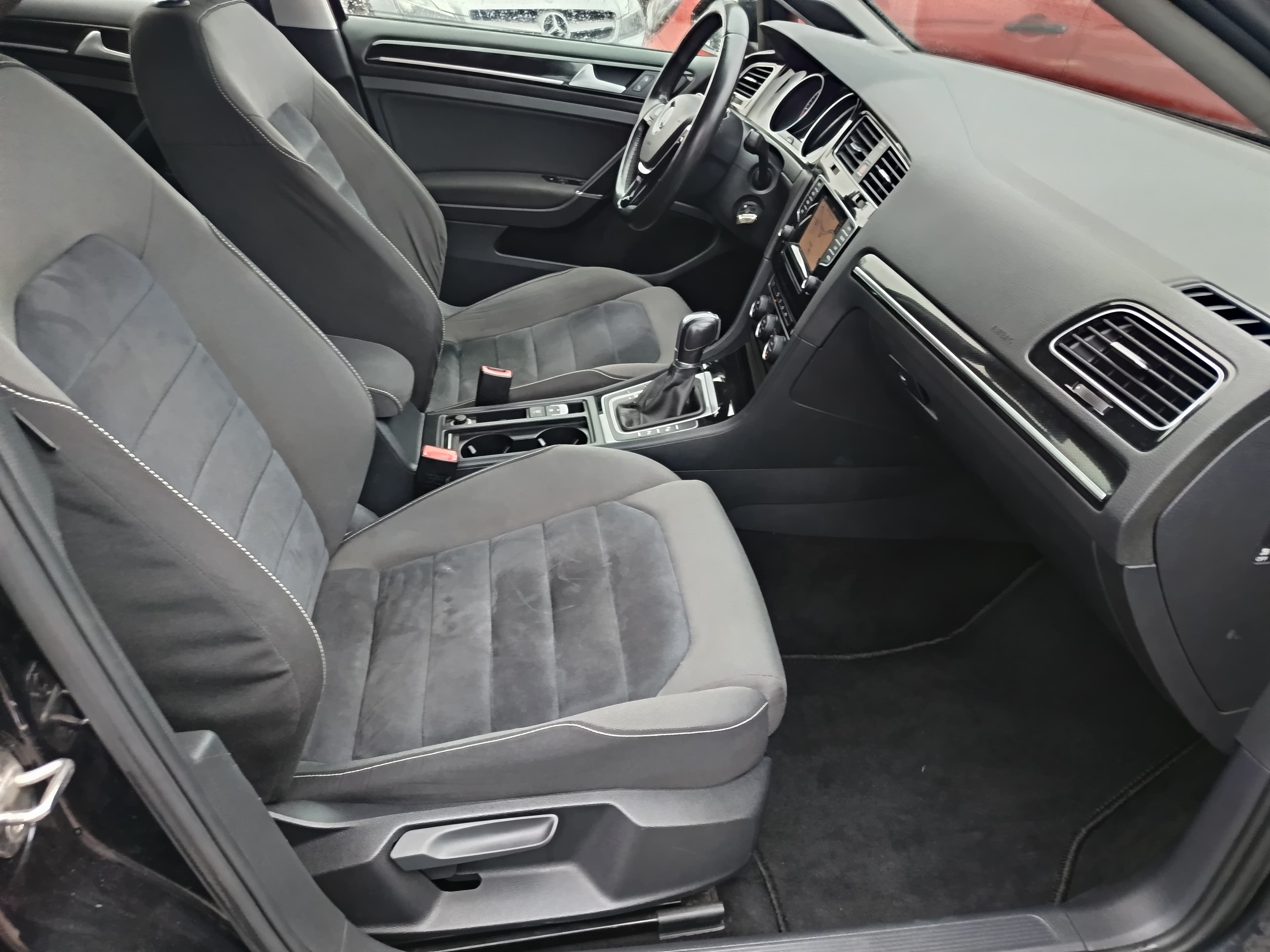 Volkswagen Golf · Ano 2014 — image 26