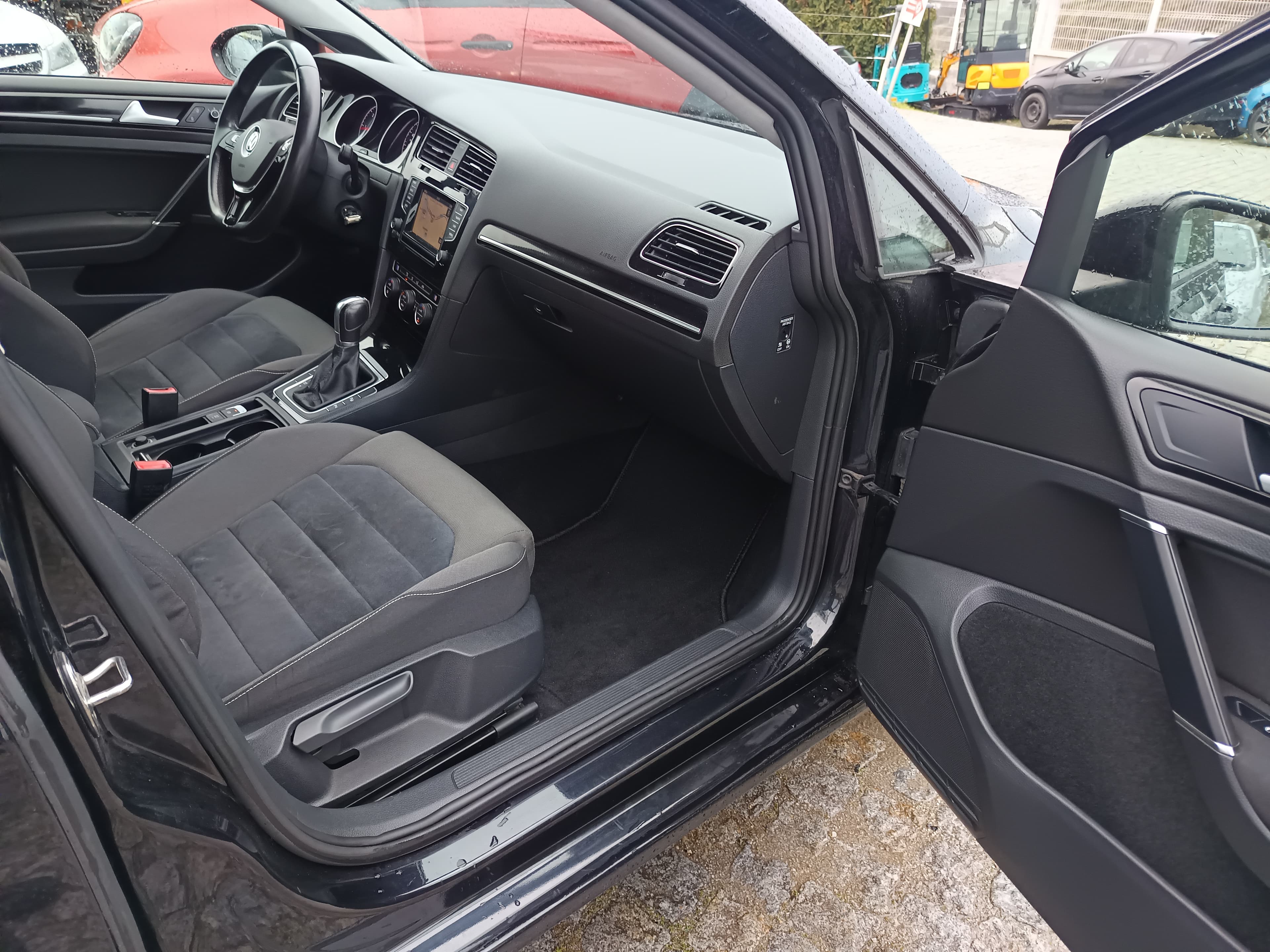 Volkswagen Golf · Ano 2014 — image 24