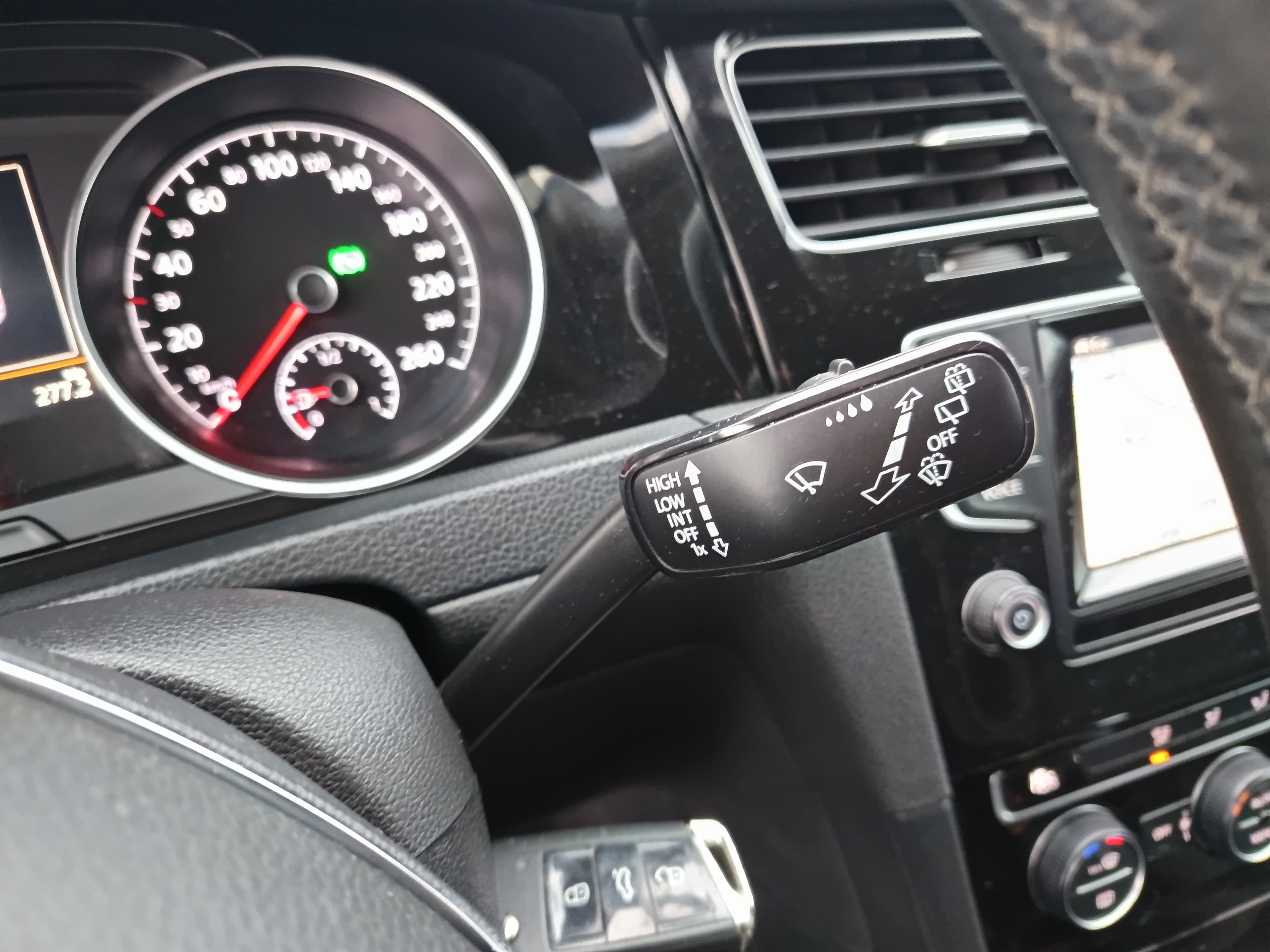 Volkswagen Golf · Ano 2014 — image 41