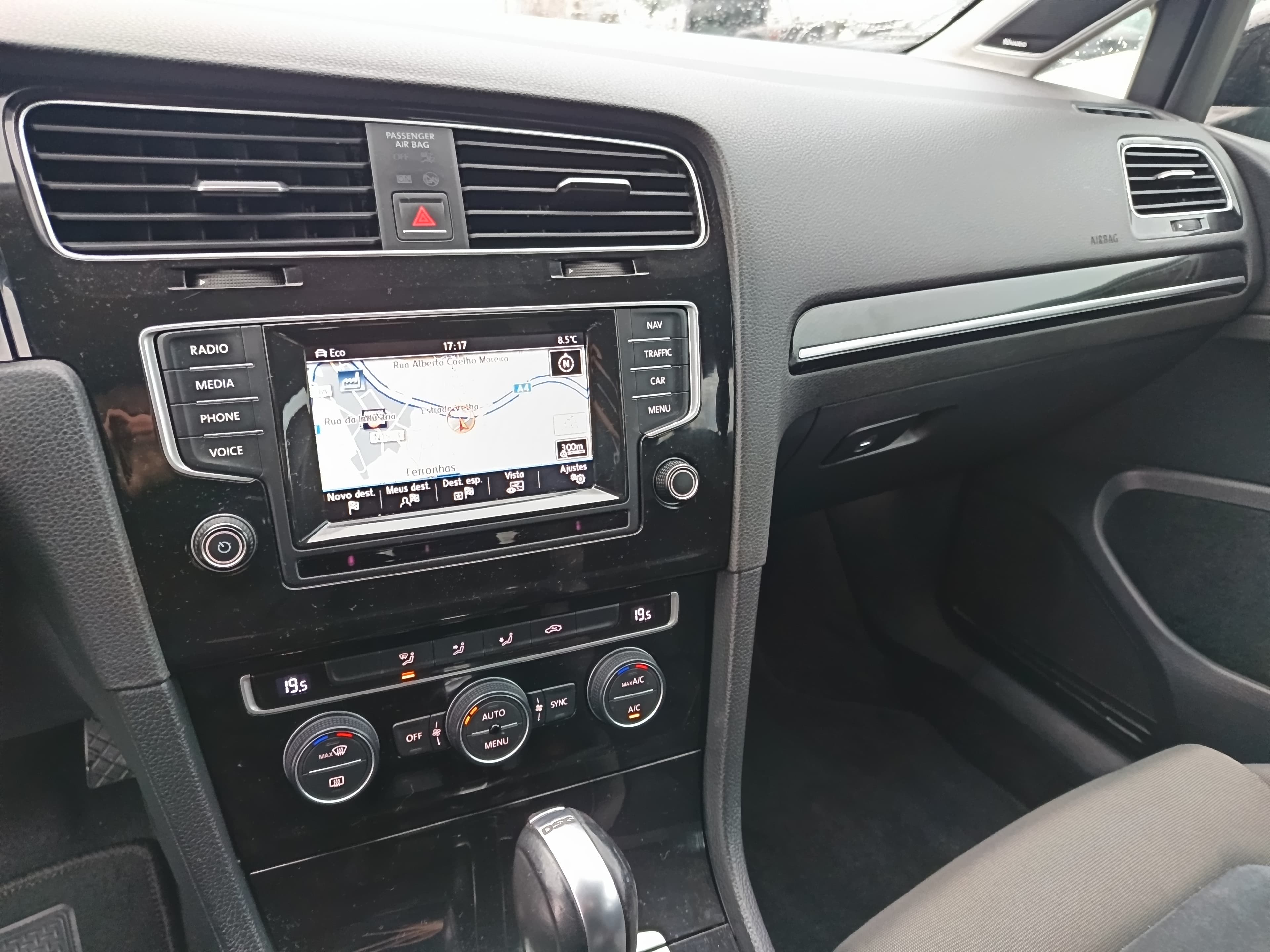 Volkswagen Golf · Ano 2014 — image 35