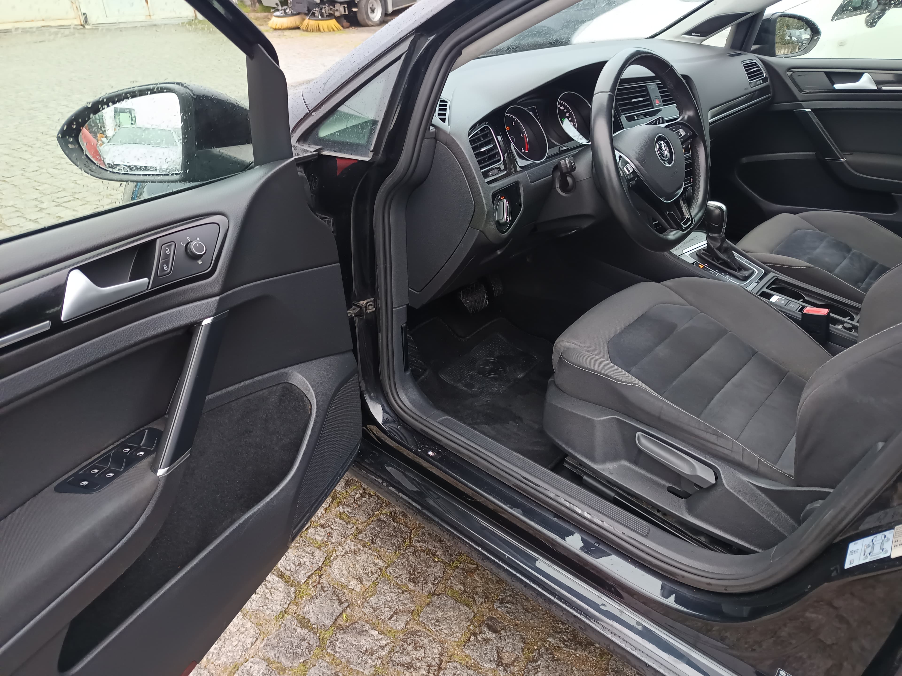 Volkswagen Golf · Ano 2014 — image 30