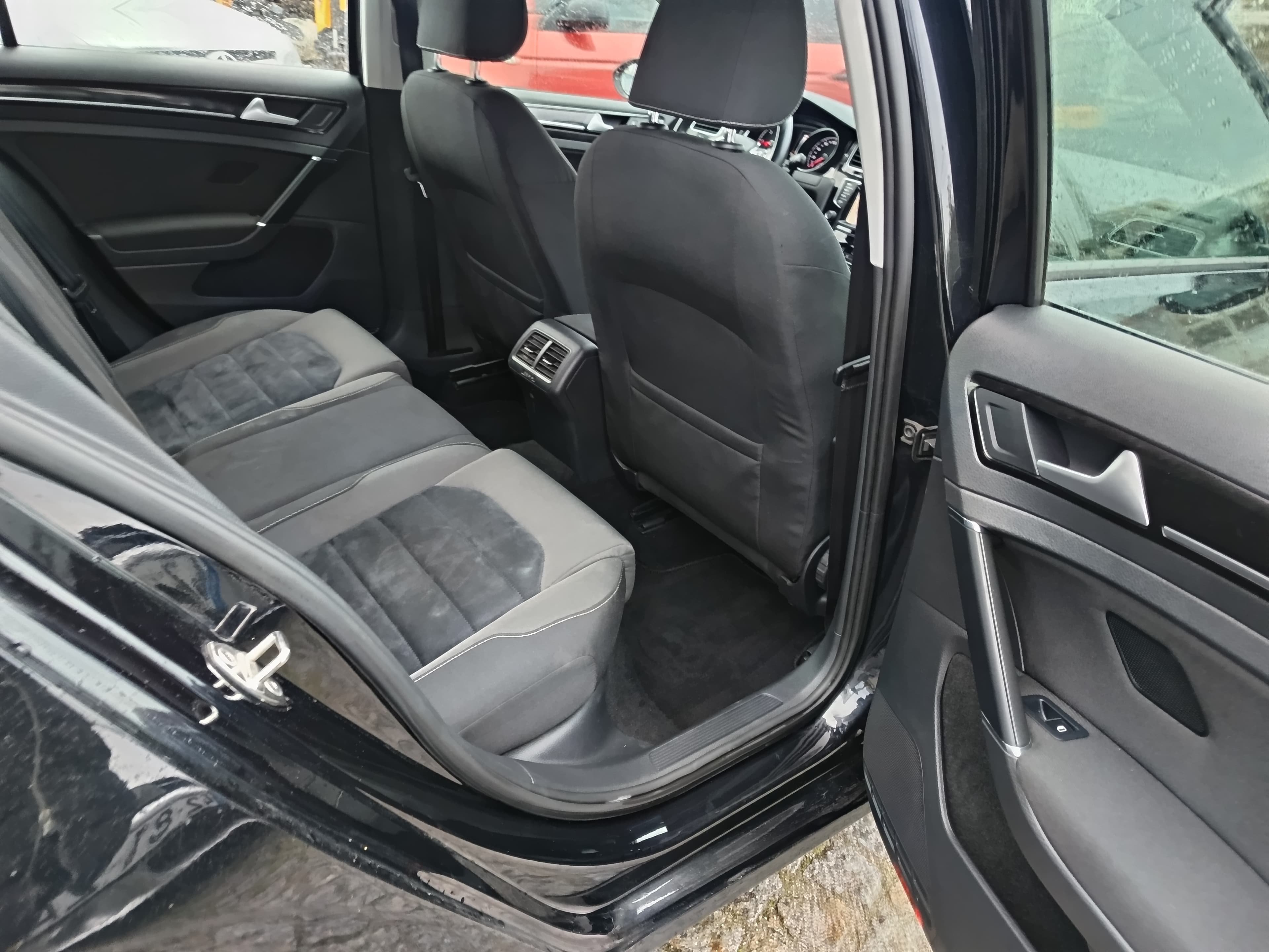 Volkswagen Golf · Ano 2014 — image 21