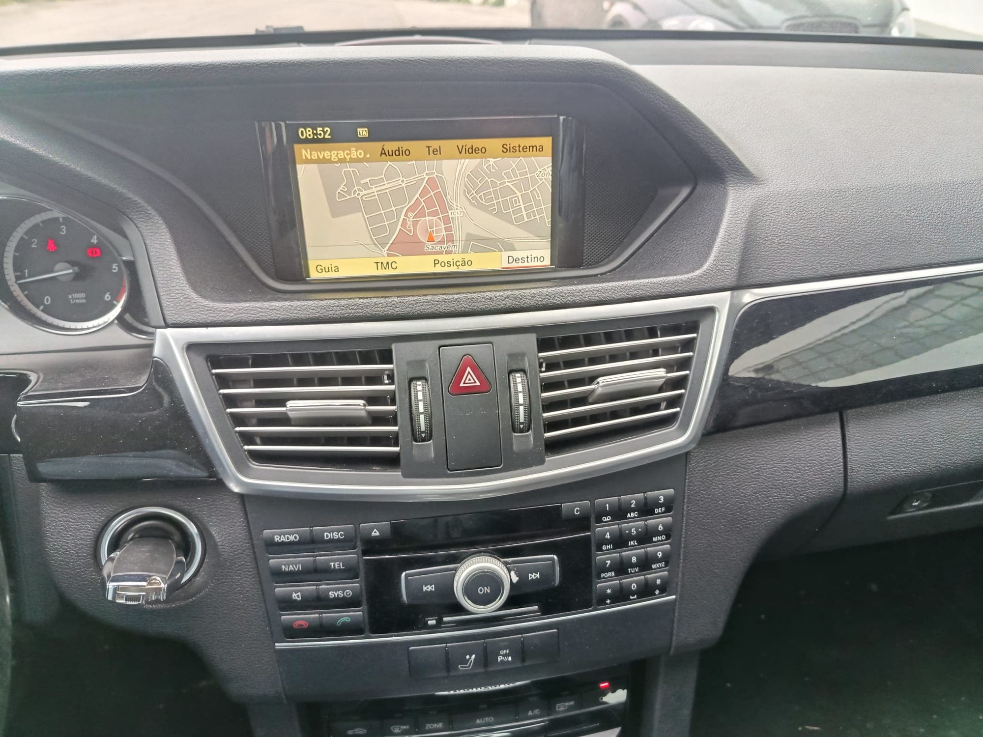 Mercedes-Benz E 250 CDI Kit AMG · Ano 2010 — imagem 20