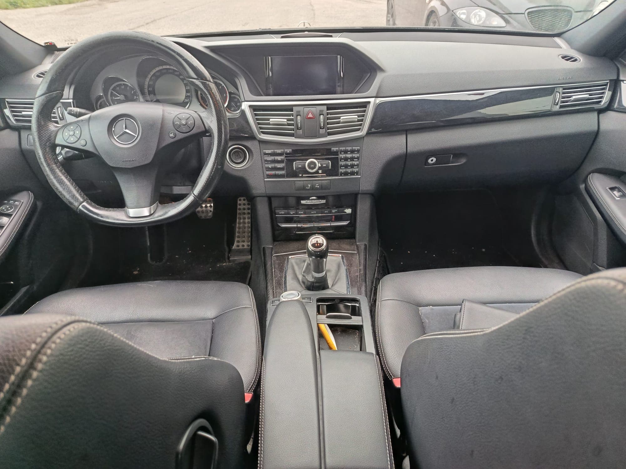 Mercedes-Benz E 250 CDI Kit AMG · Ano 2010 — imagem 22