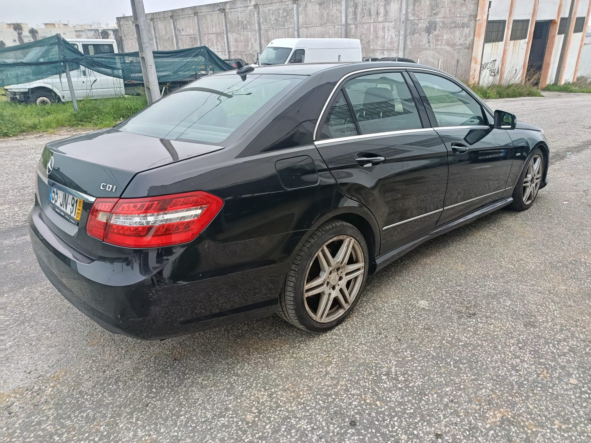 Mercedes-Benz E 250 CDI Kit AMG · Ano 2010 — imagem 4