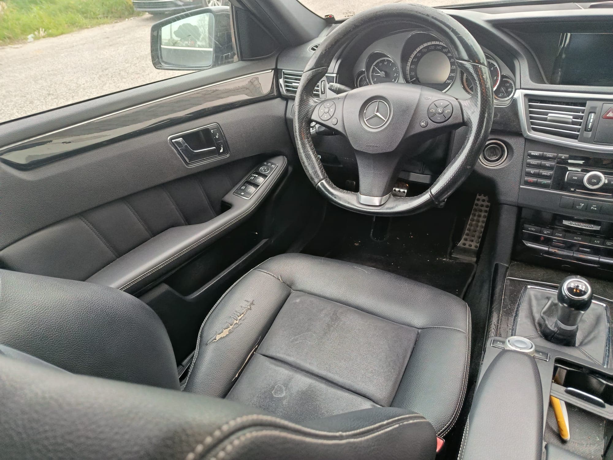 Mercedes-Benz E 250 CDI Kit AMG · Ano 2010 — imagem 24