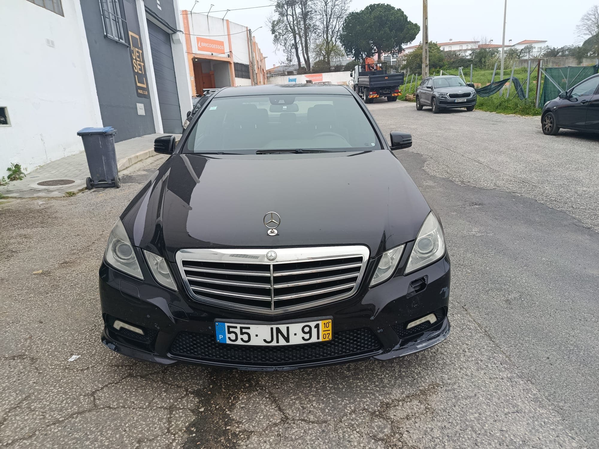 Mercedes-Benz E 250 CDI Kit AMG · Ano 2010 — imagem 2