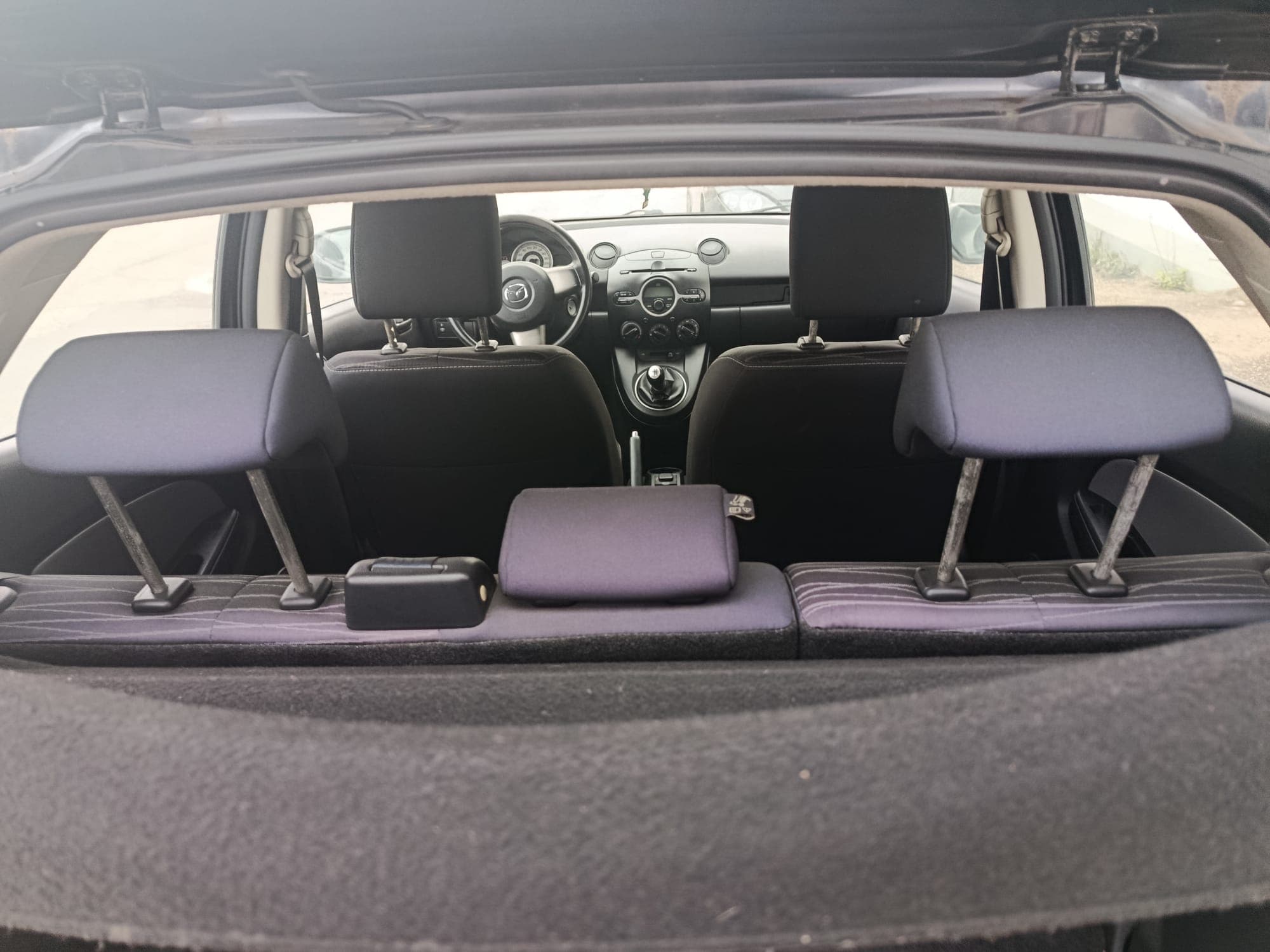 Mazda 2 · Ano 2010 — image 14