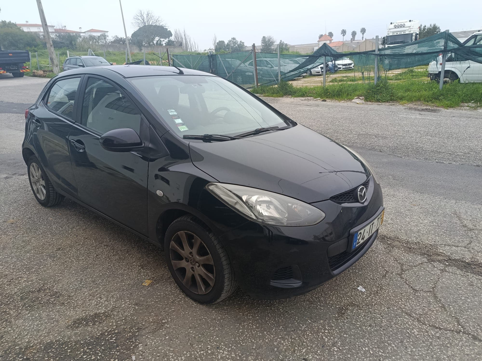 Mazda 2 · Ano 2010 — image 3