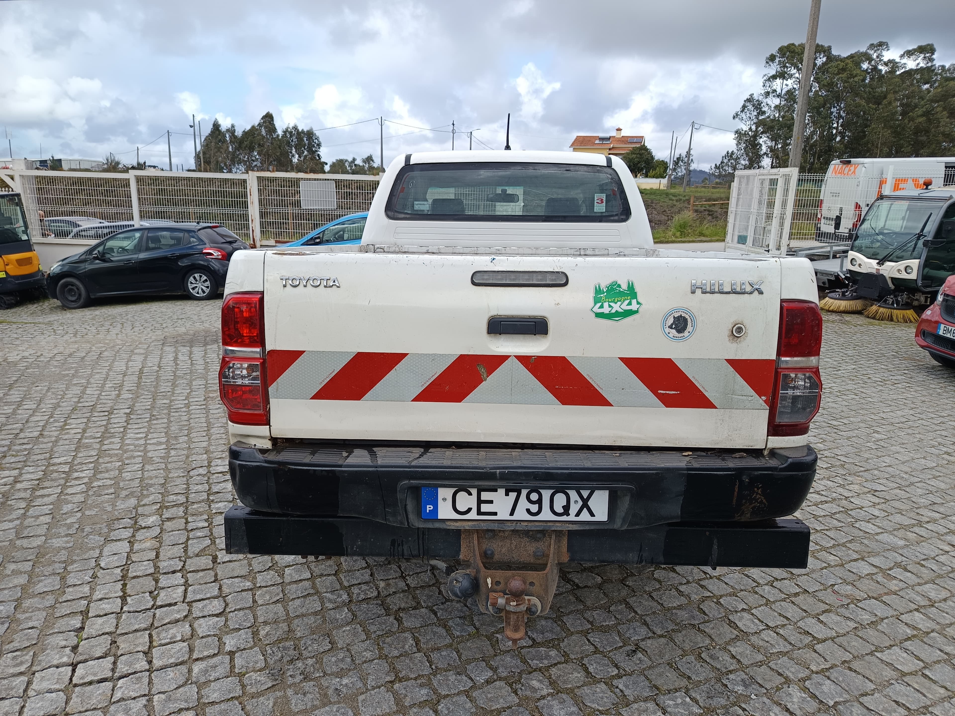 Toyota Hilux · Ano 2015 — image 5