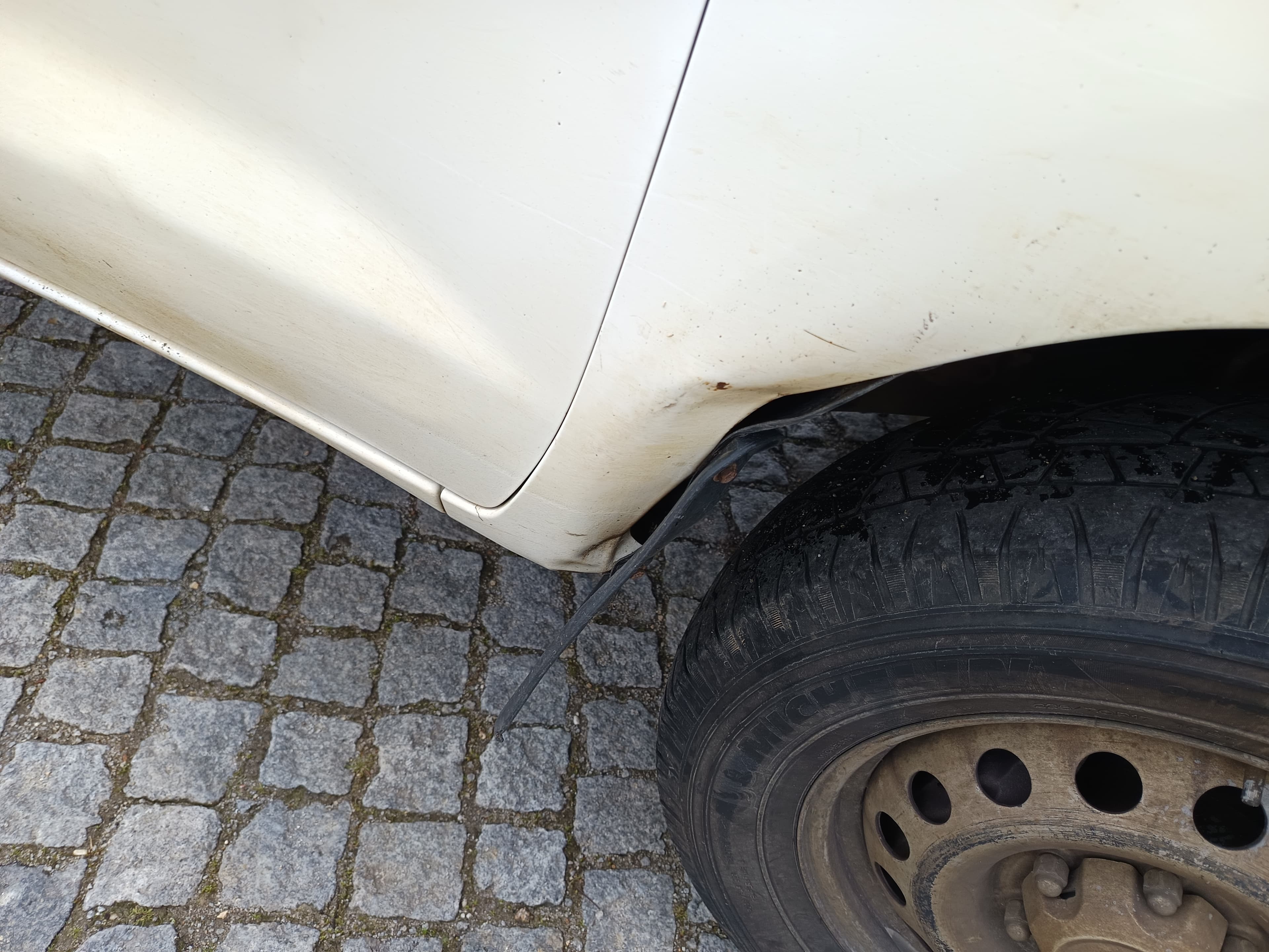Toyota Hilux · Ano 2015 — image 7