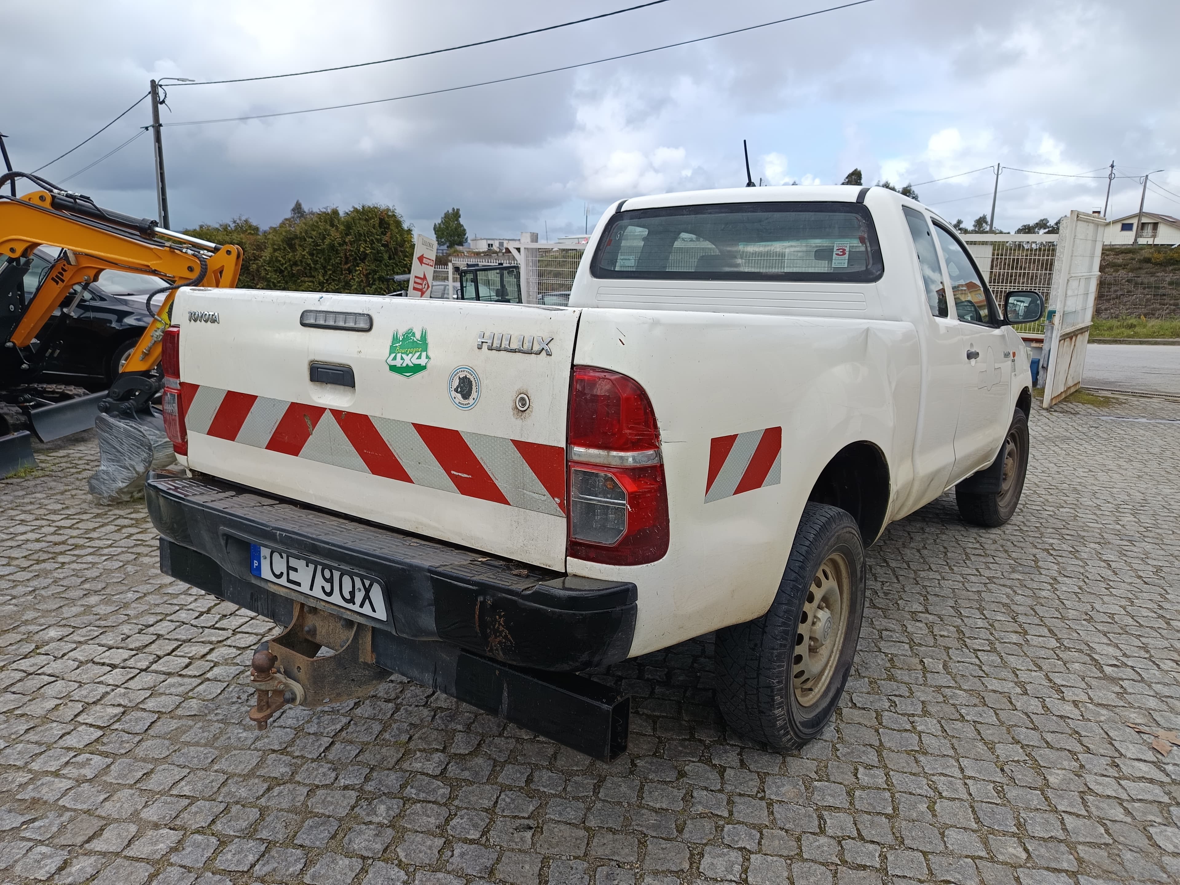 Toyota Hilux · Ano 2015 — image 4