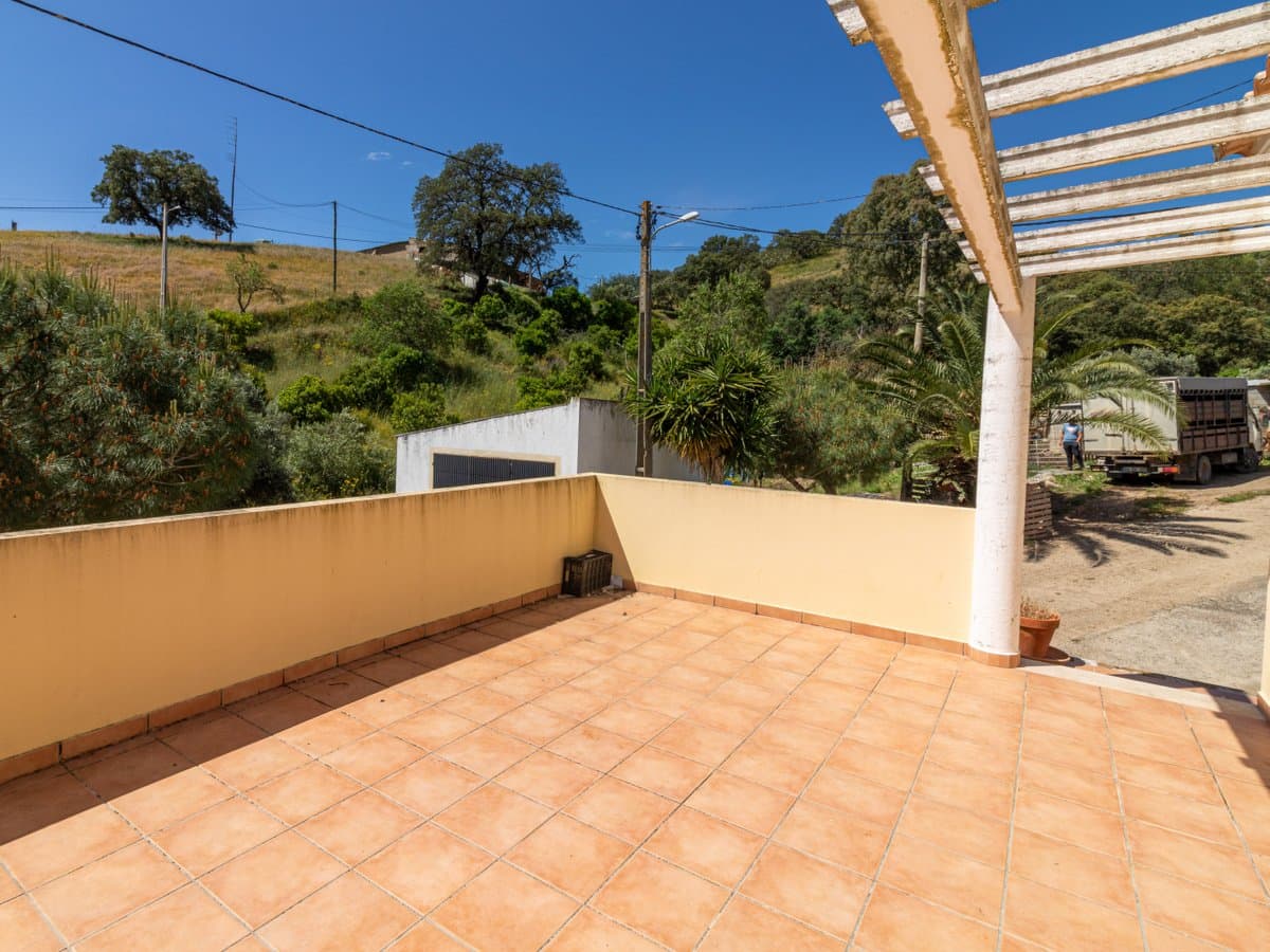 Moradia V2 + Terreno · Tavira, Faro — image 2