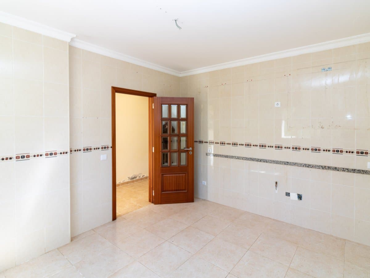 Moradia V2 + Terreno · Tavira, Faro — image 8
