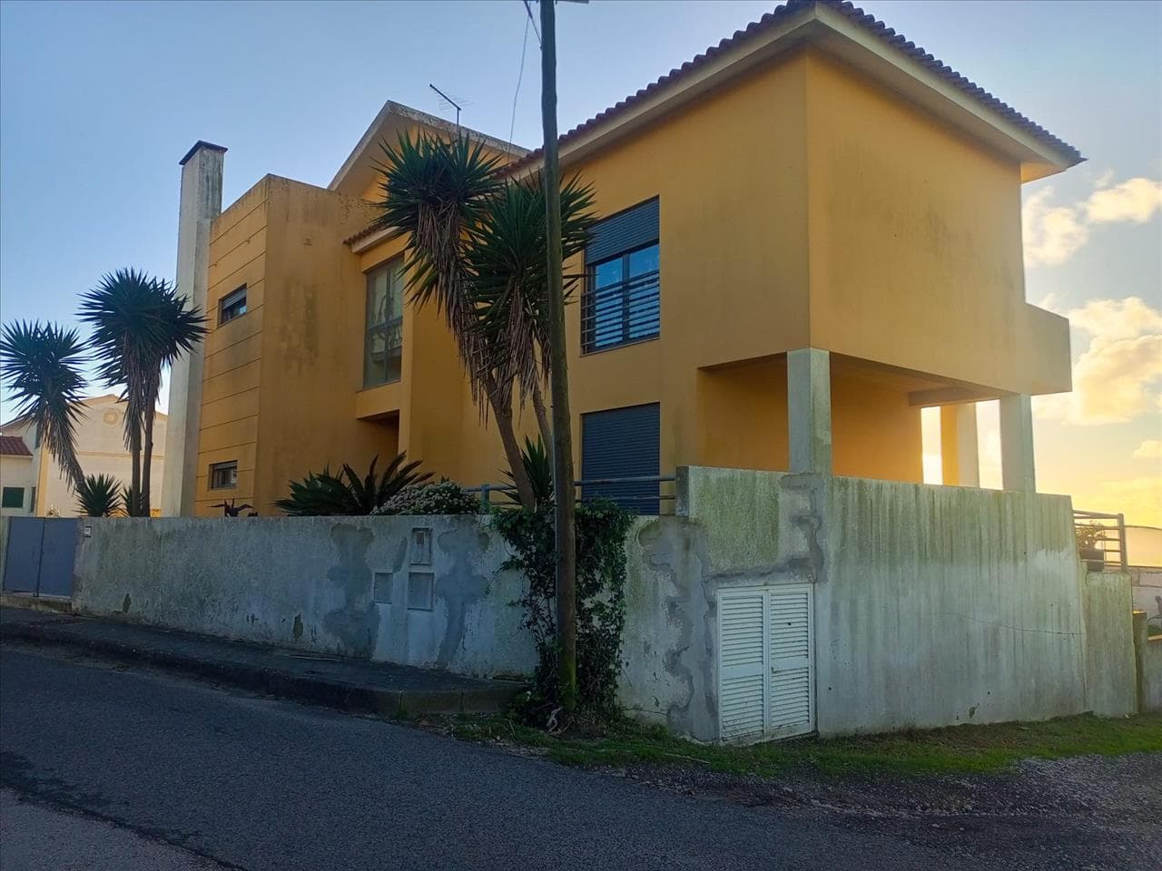 Proporção de 1/2 de Moradia V5 · Silveira, Torres Vedras — imagem 1