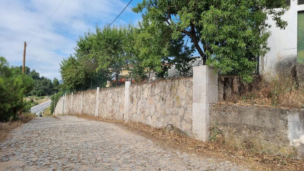 Proporção de 1/3 de Terreno · Oura, Chaves — imagem 4
