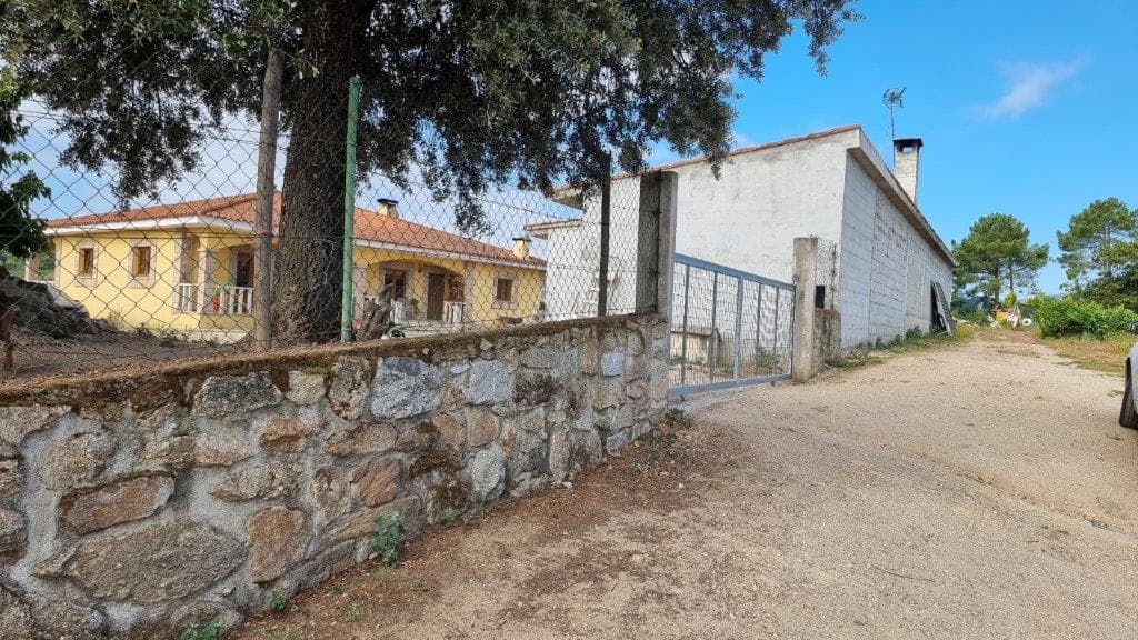 Proporção de 1/3 de Terreno · Oura, Chaves — imagem 2