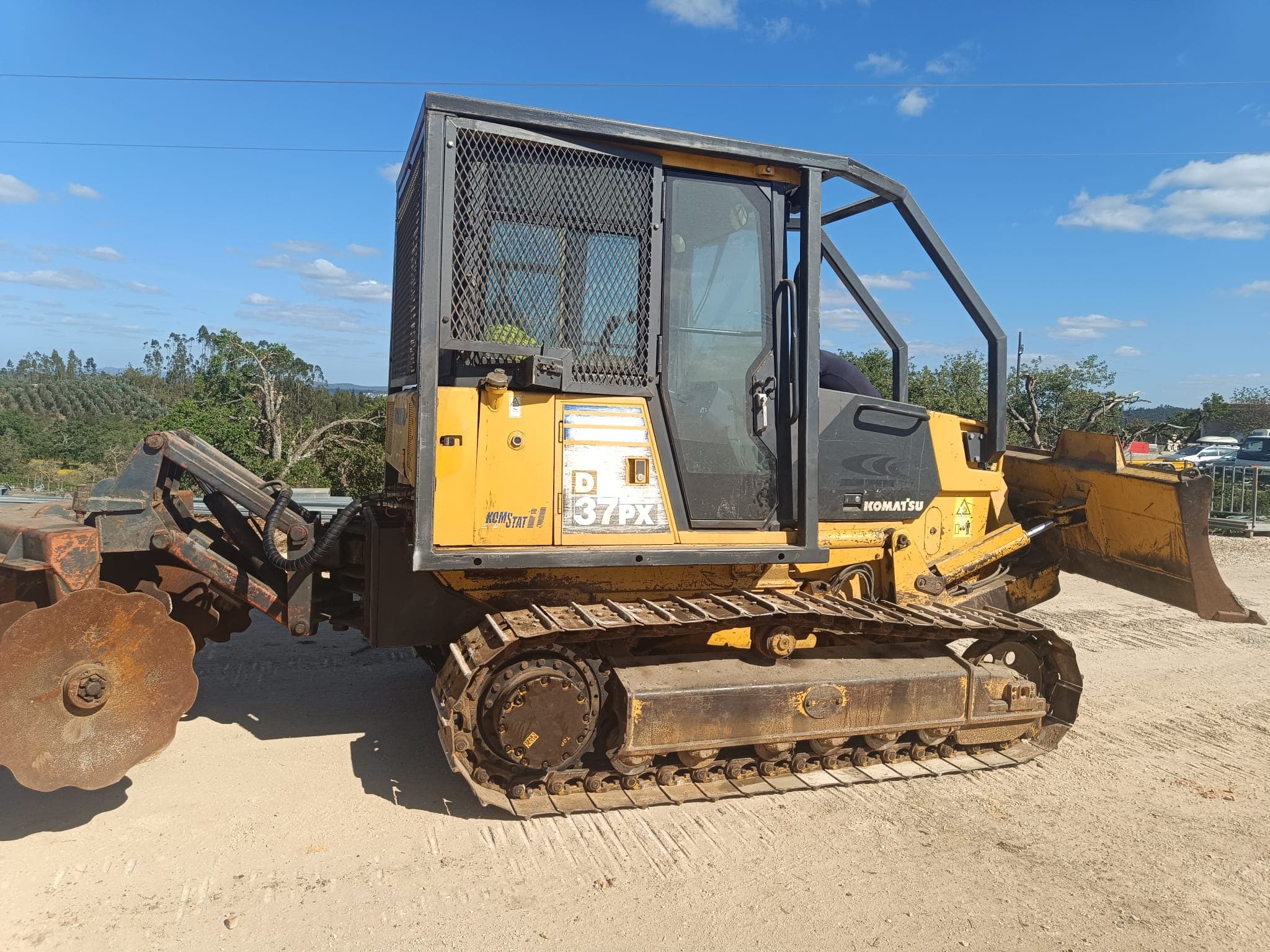 Bulldozer Komatsu D37PX-21 · Ano 2004 — imagem 4
