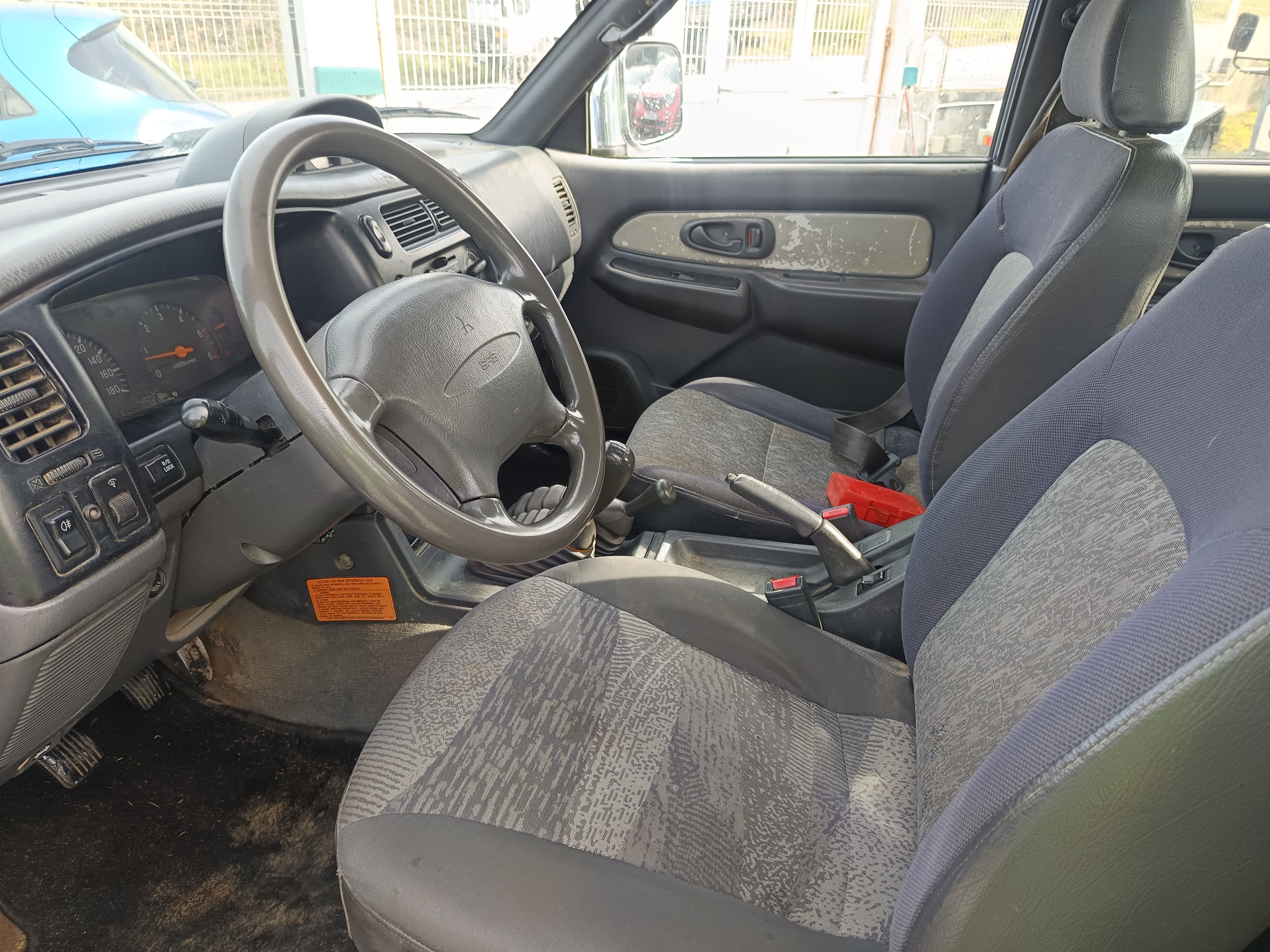 Mitsubishi L200 · Ano 1998 — image 34
