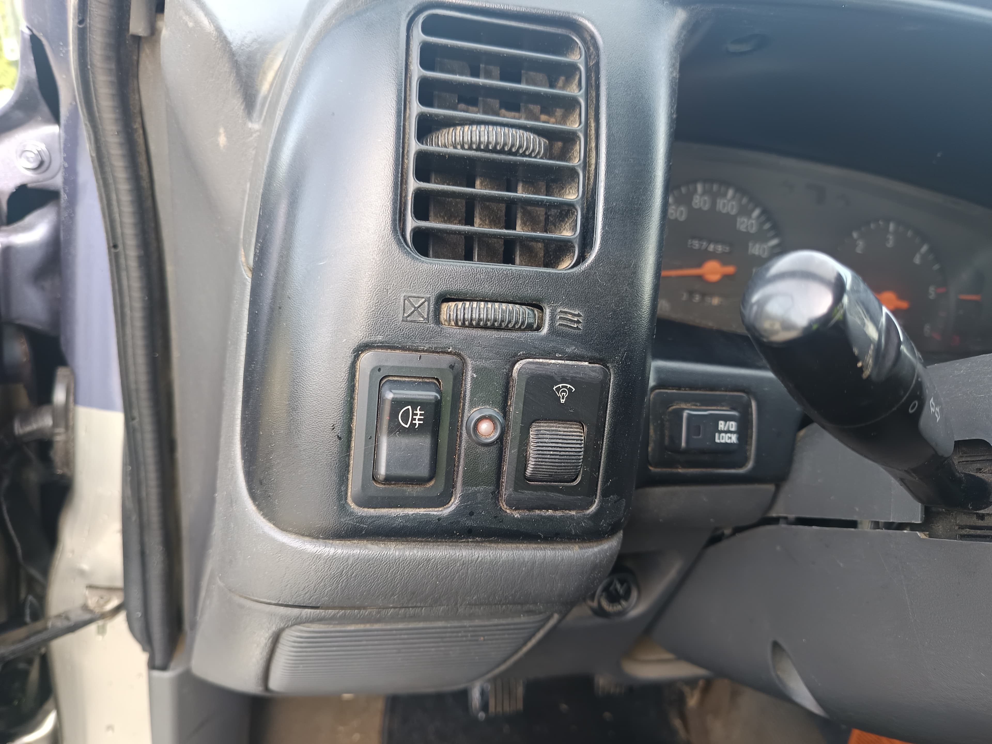 Mitsubishi L200 · Ano 1998 — image 43