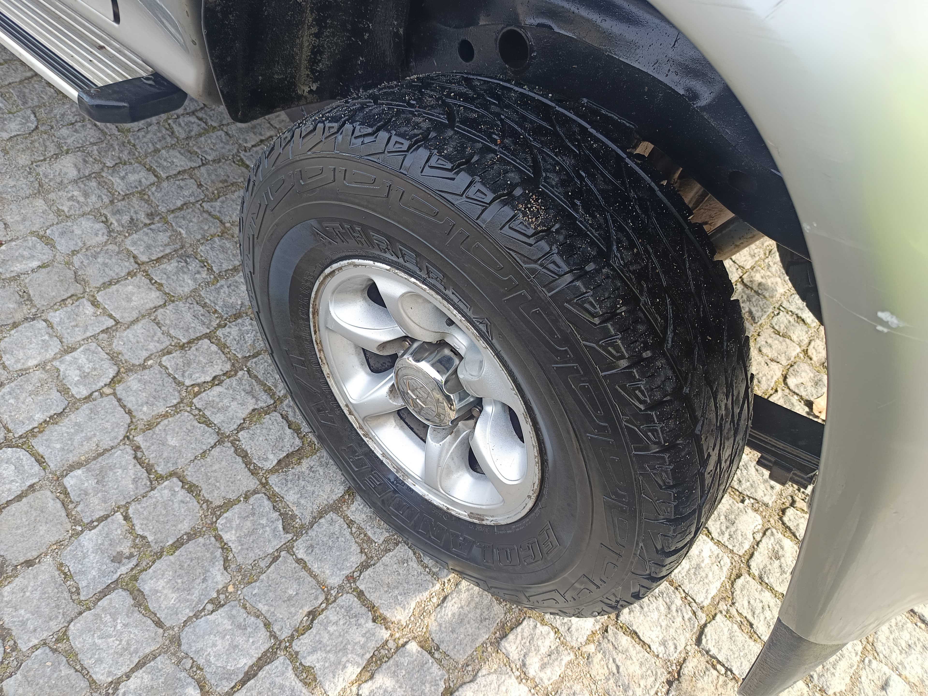 Mitsubishi L200 · Ano 1998 — image 15