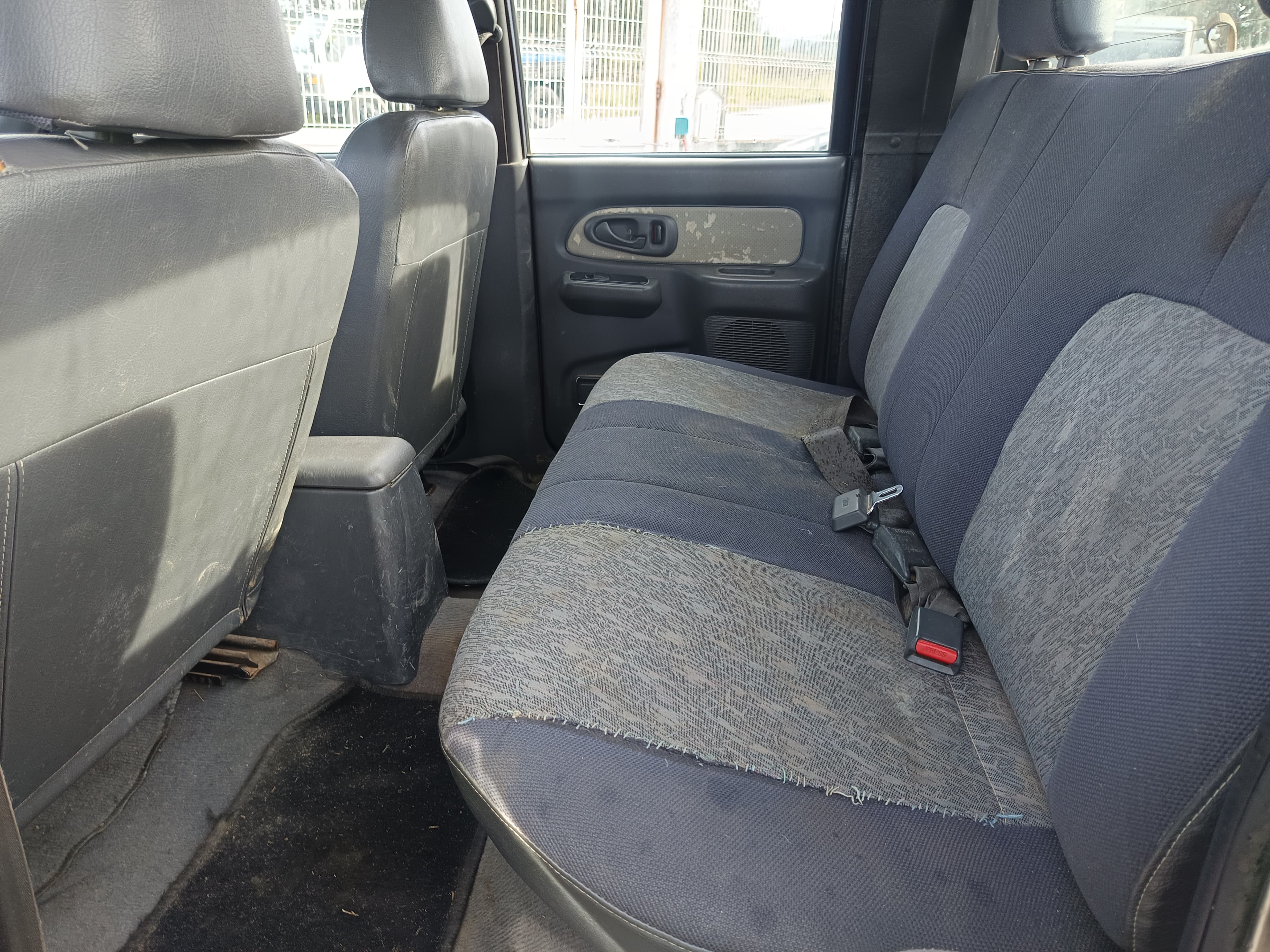 Mitsubishi L200 · Ano 1998 — image 30