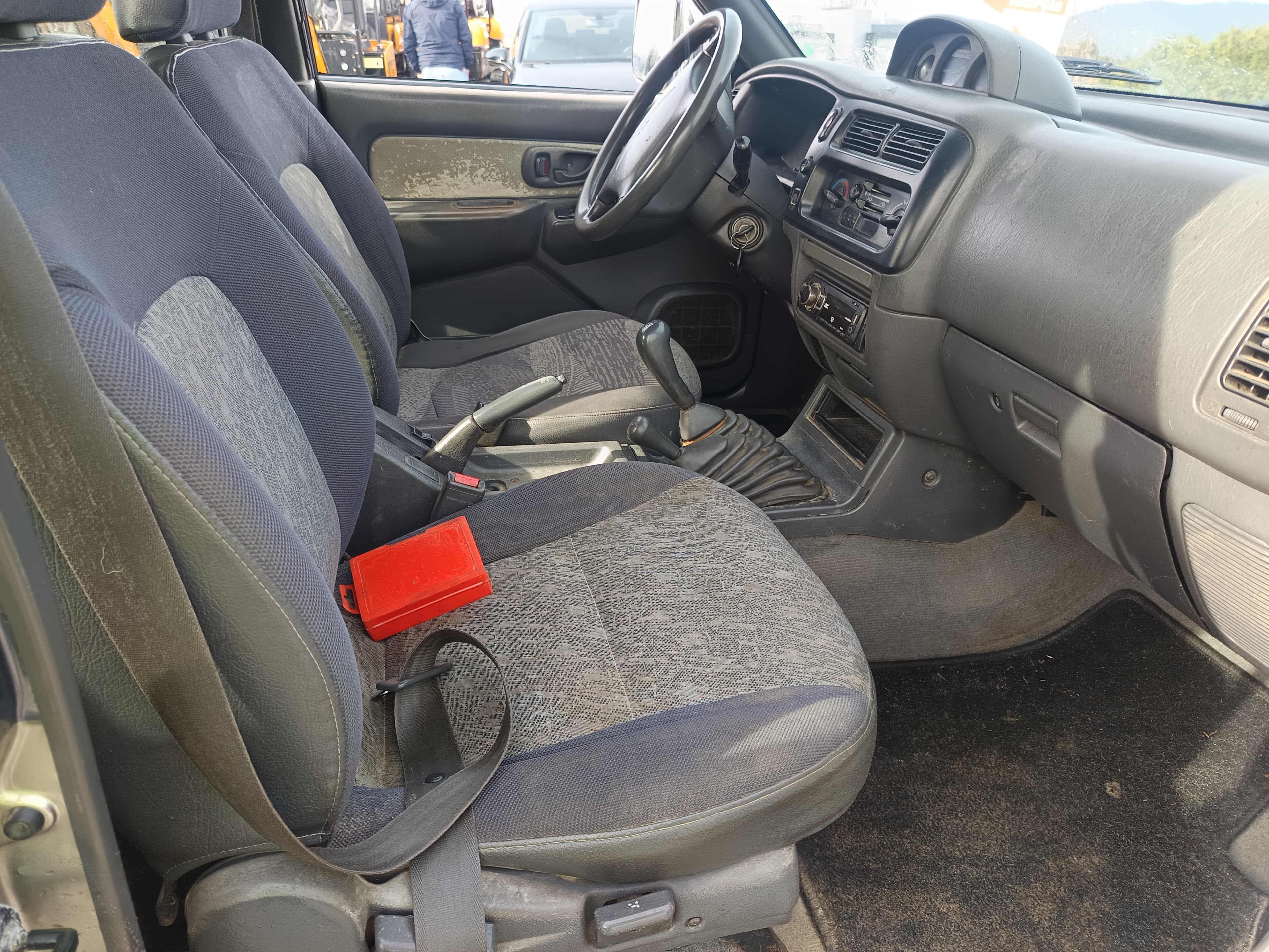 Mitsubishi L200 · Ano 1998 — image 27