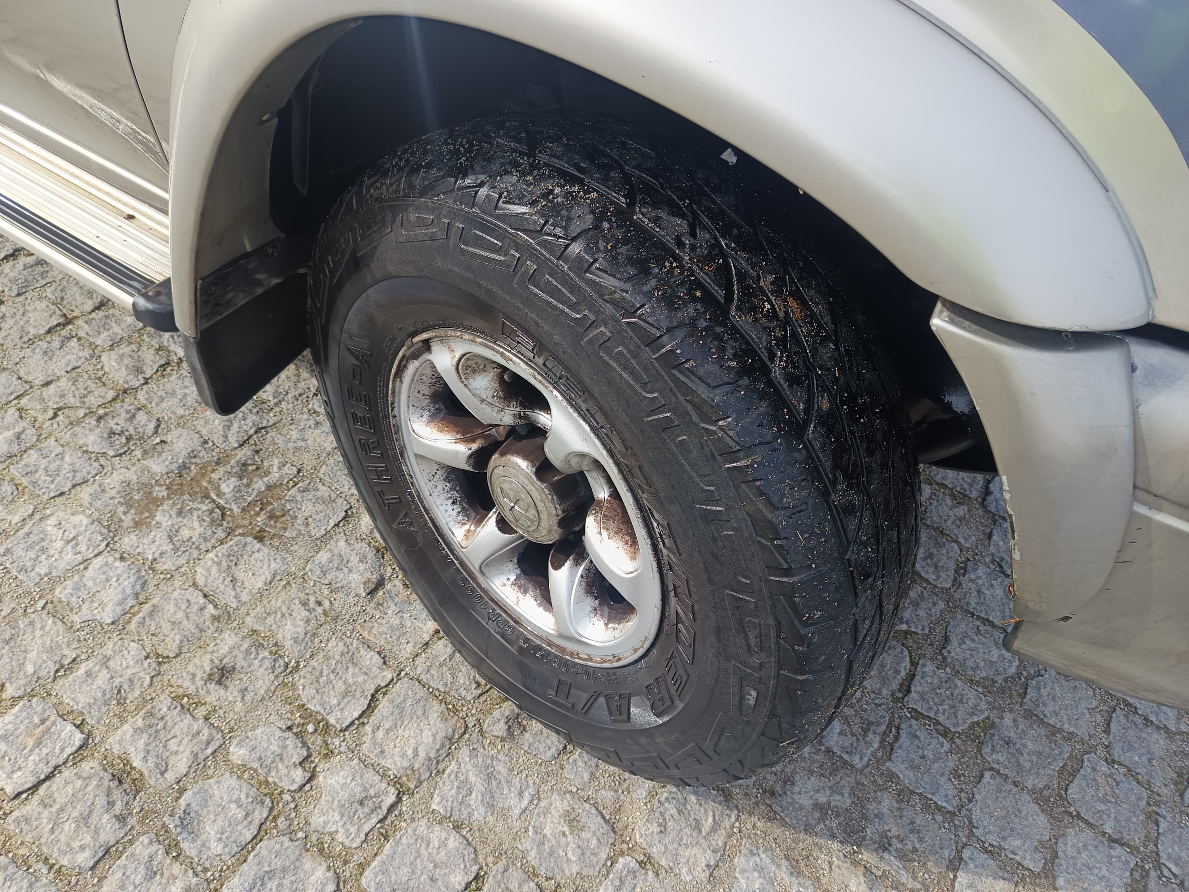 Mitsubishi L200 · Ano 1998 — image 8