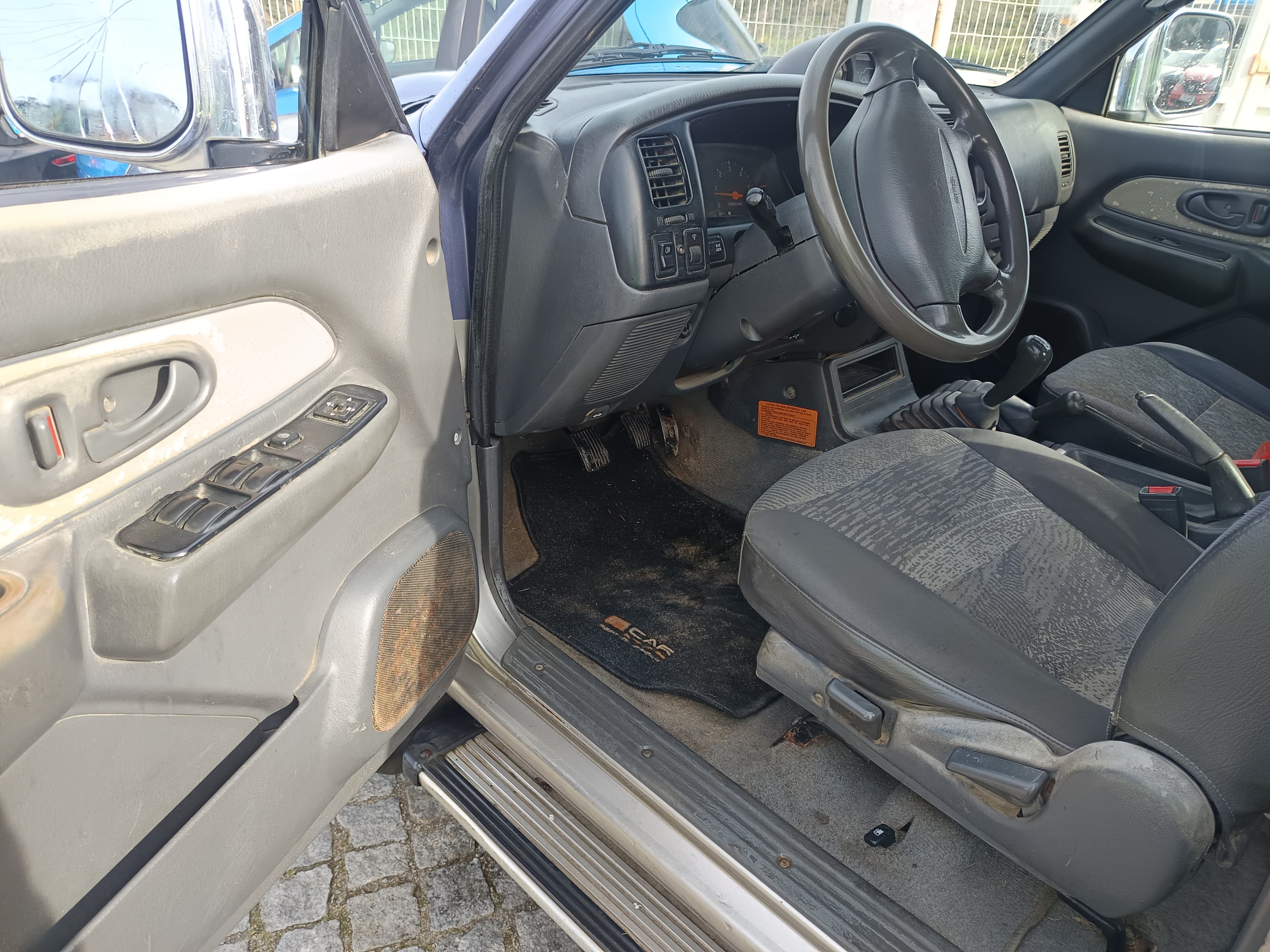 Mitsubishi L200 · Ano 1998 — image 31