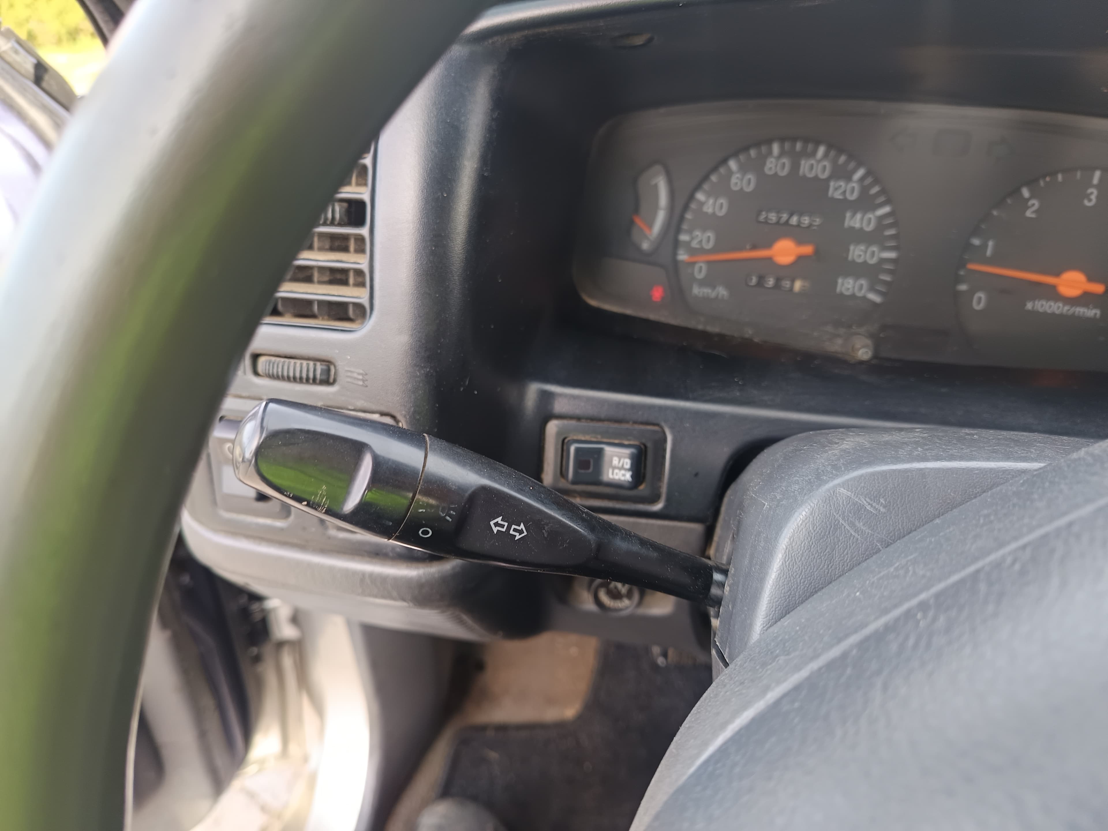 Mitsubishi L200 · Ano 1998 — image 42