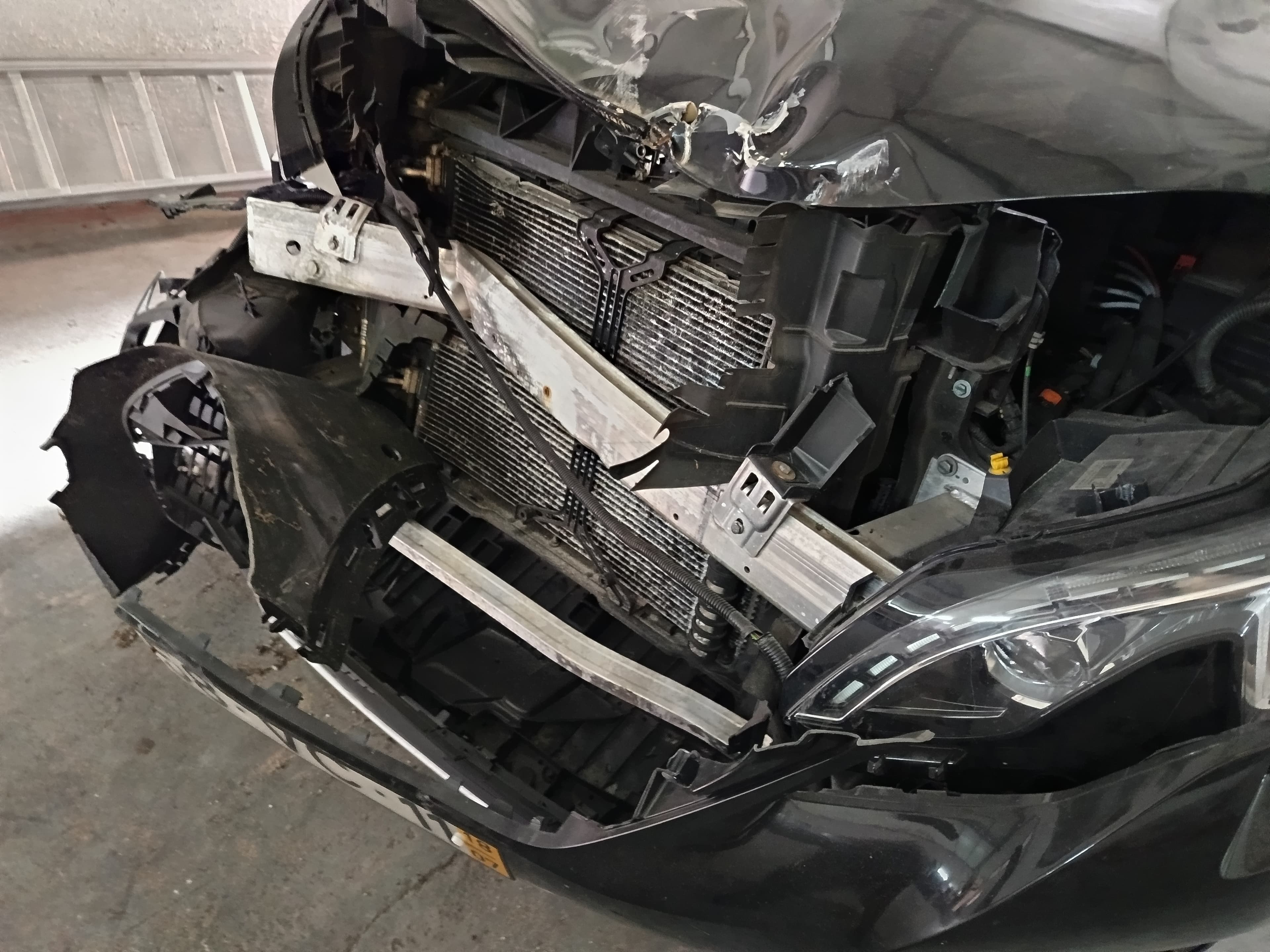 Peugeot 5008 · 7 Lugares · Ano 2018 — imagem 14