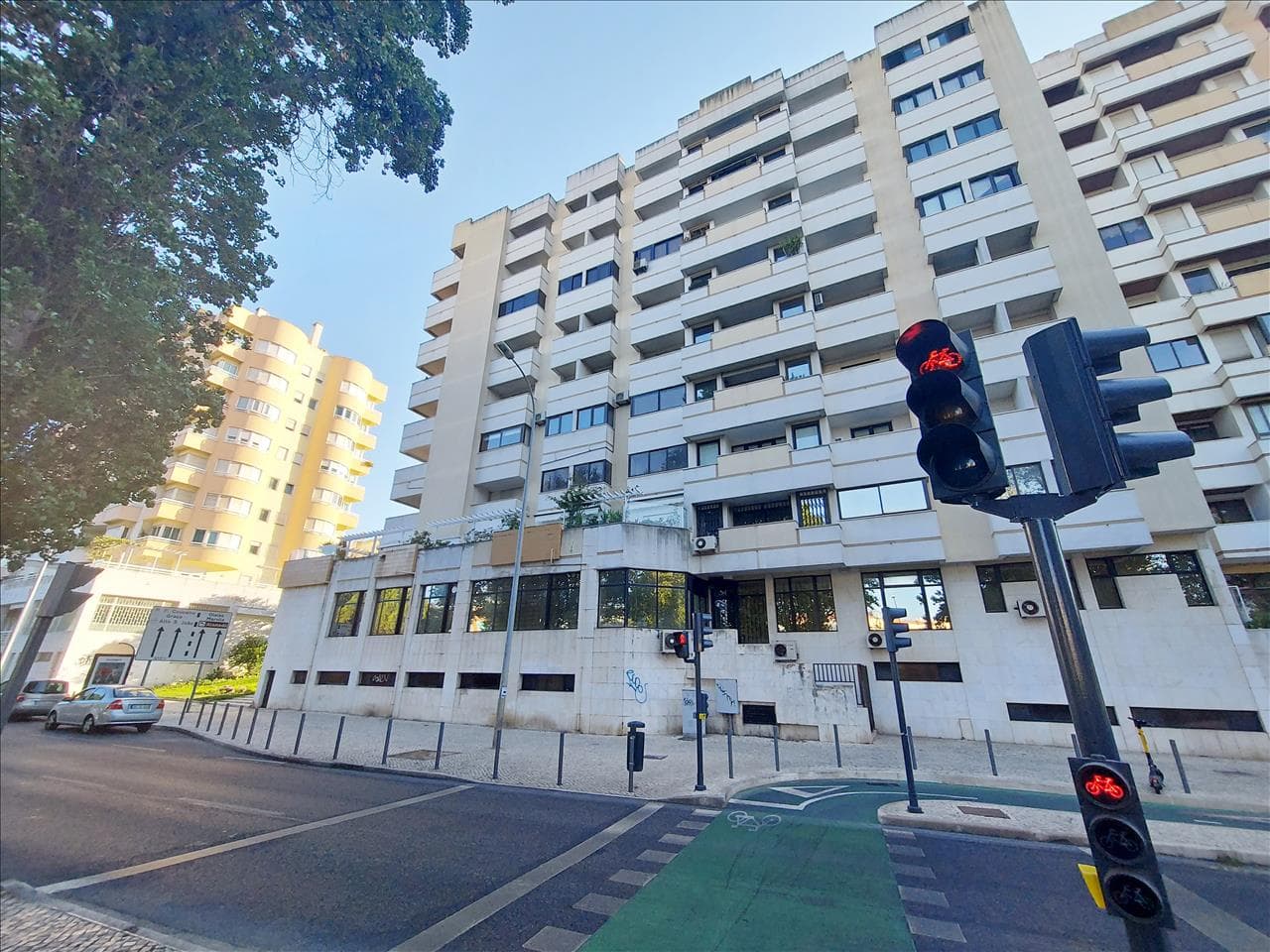 Direito à Raiz de Apartamento T6 · Areeiro, Lisboa — imagem 2