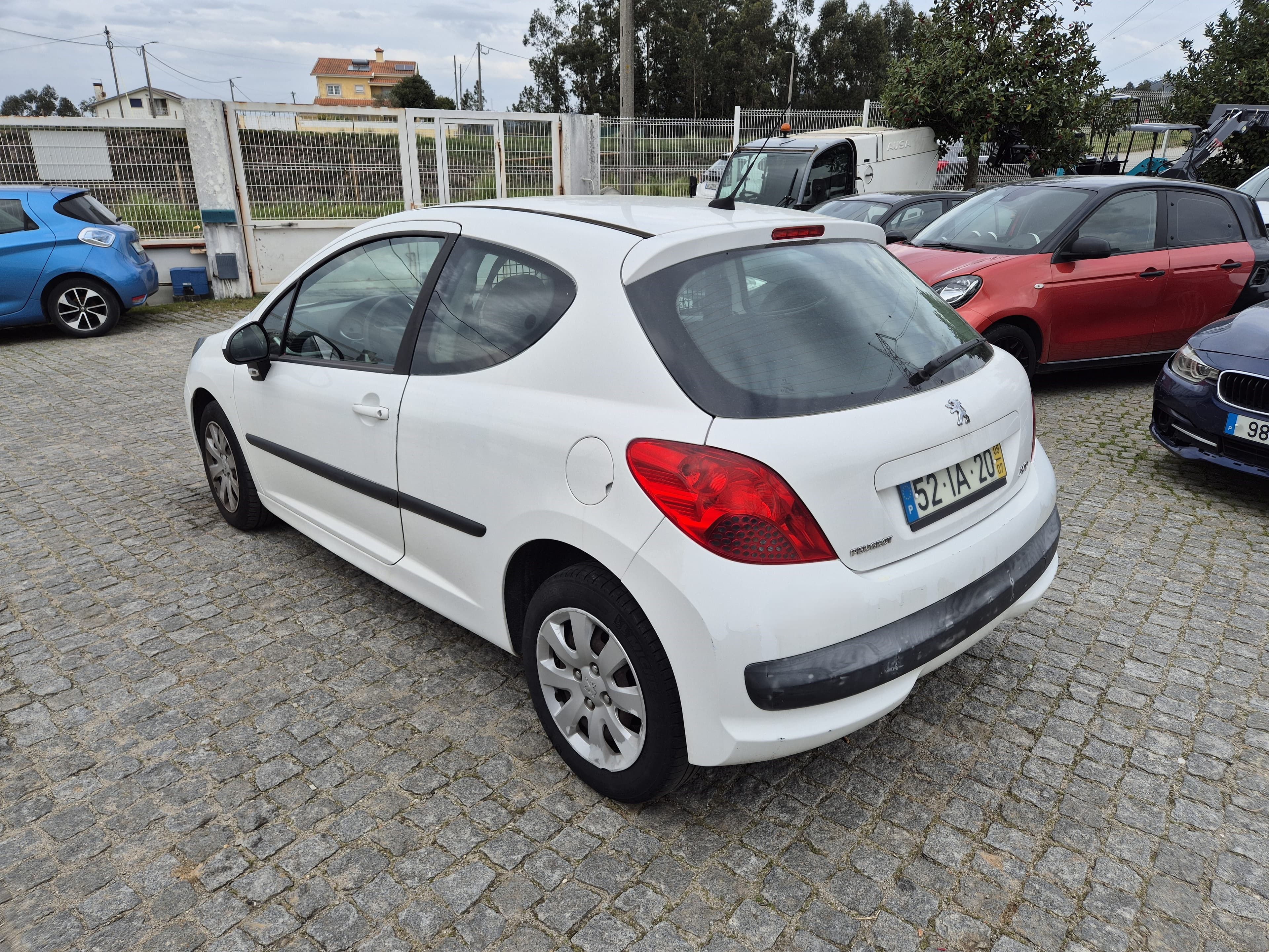 Peugeot 207 · Ano 2009 — imagem 6
