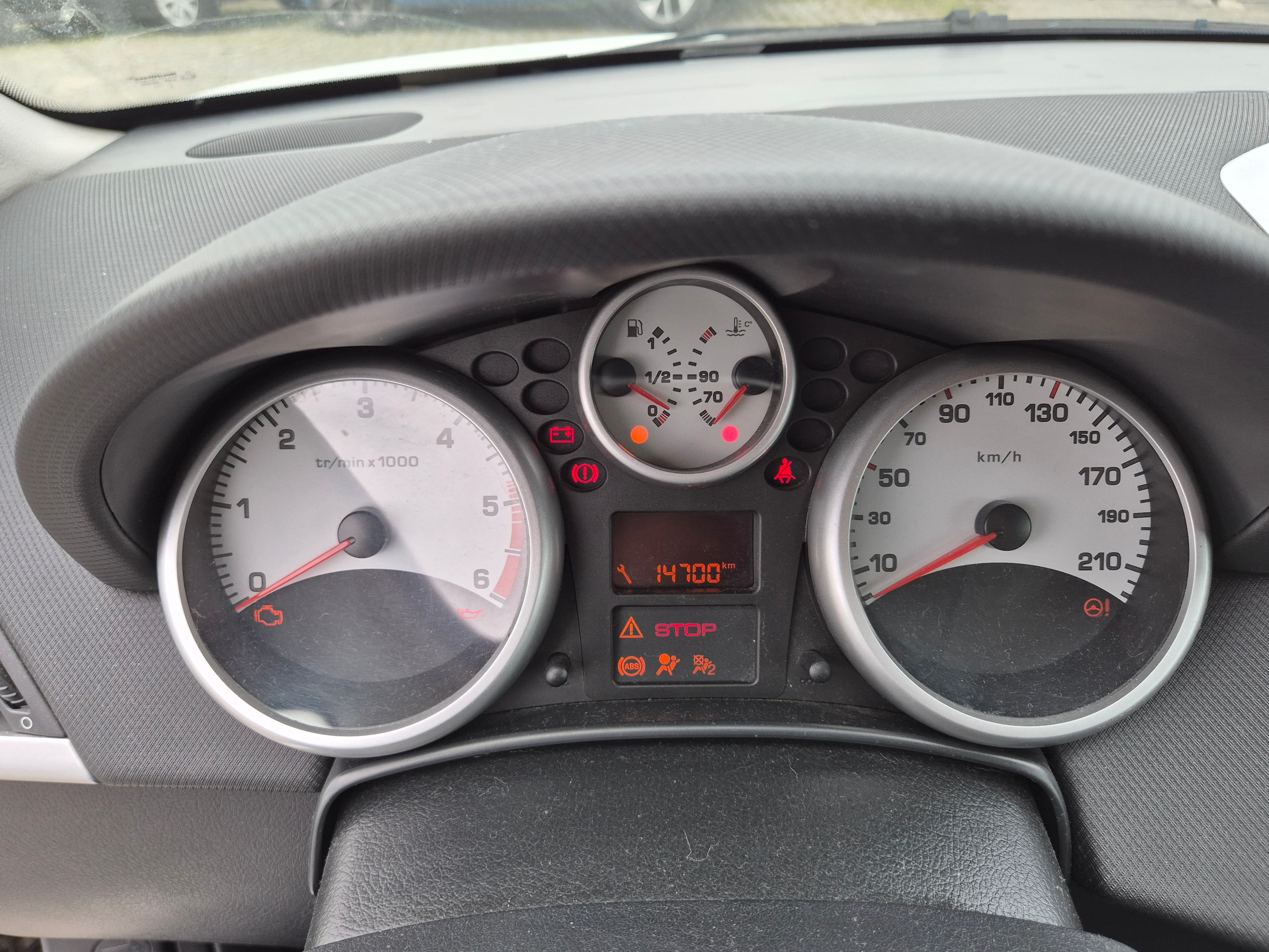 Peugeot 207 · Ano 2009 — imagem 25