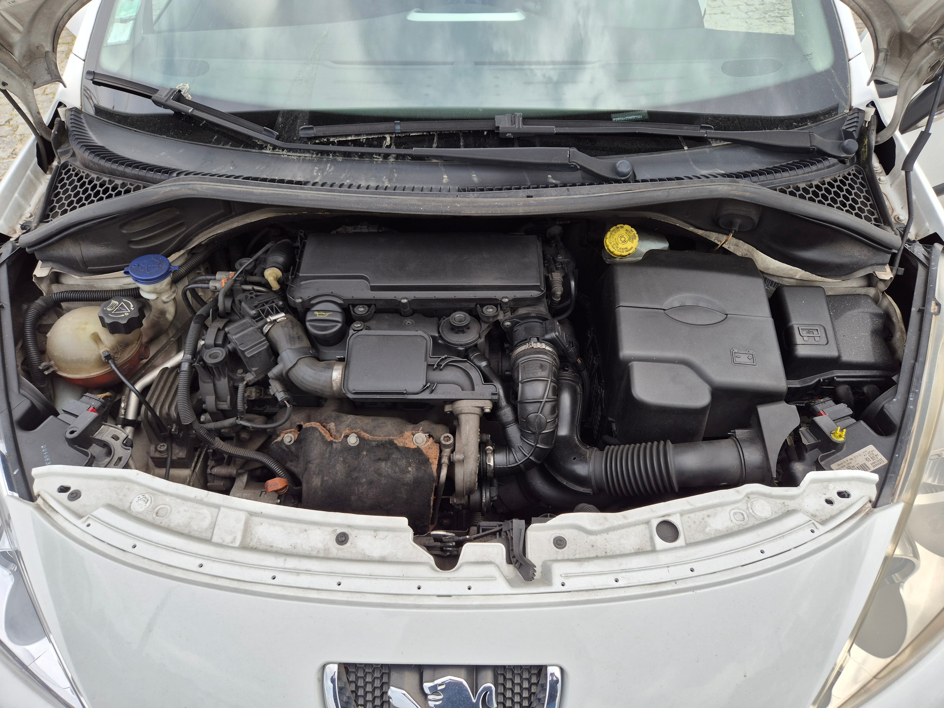 Peugeot 207 · Ano 2009 — imagem 34