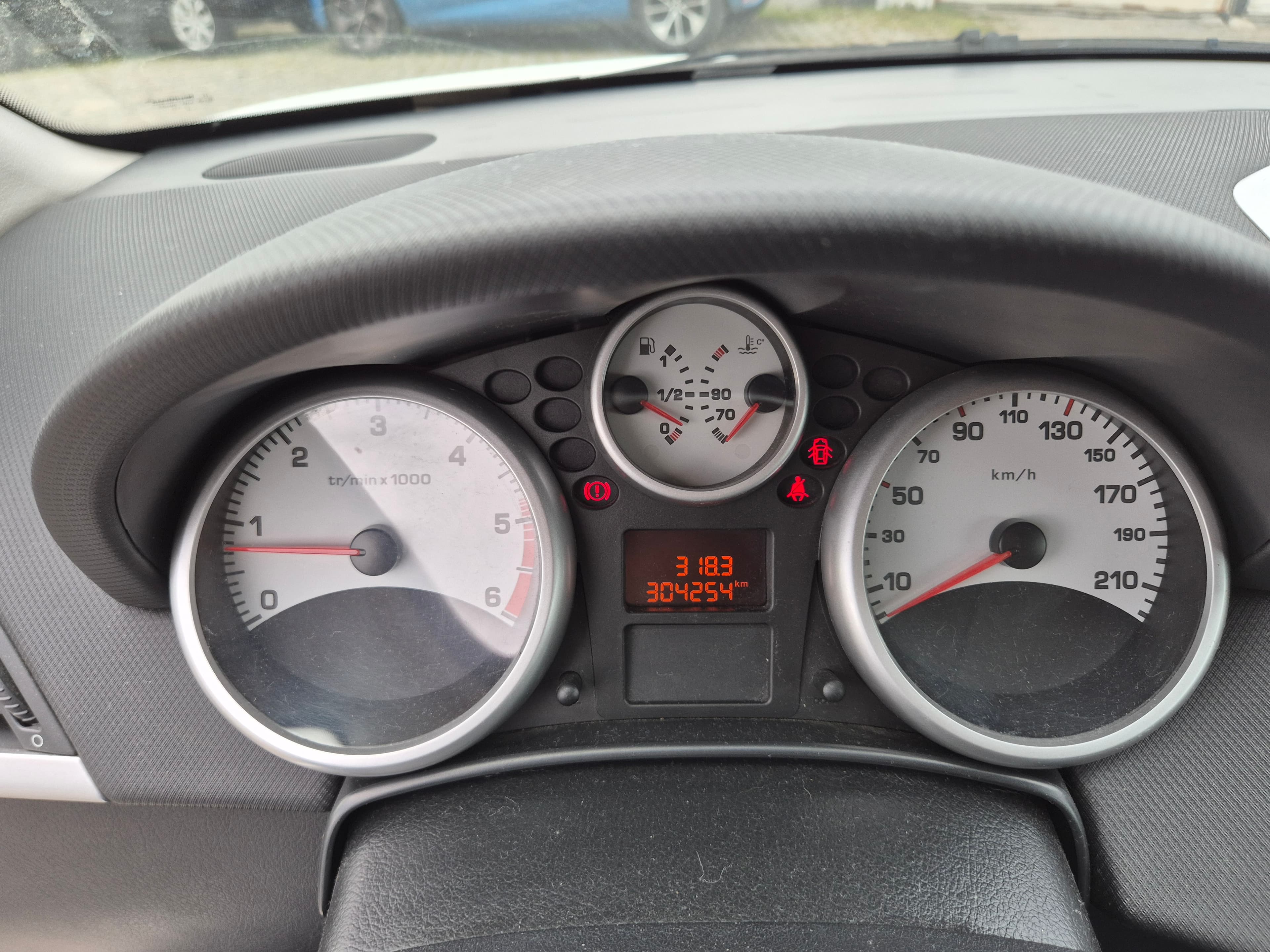 Peugeot 207 · Ano 2009 — imagem 26