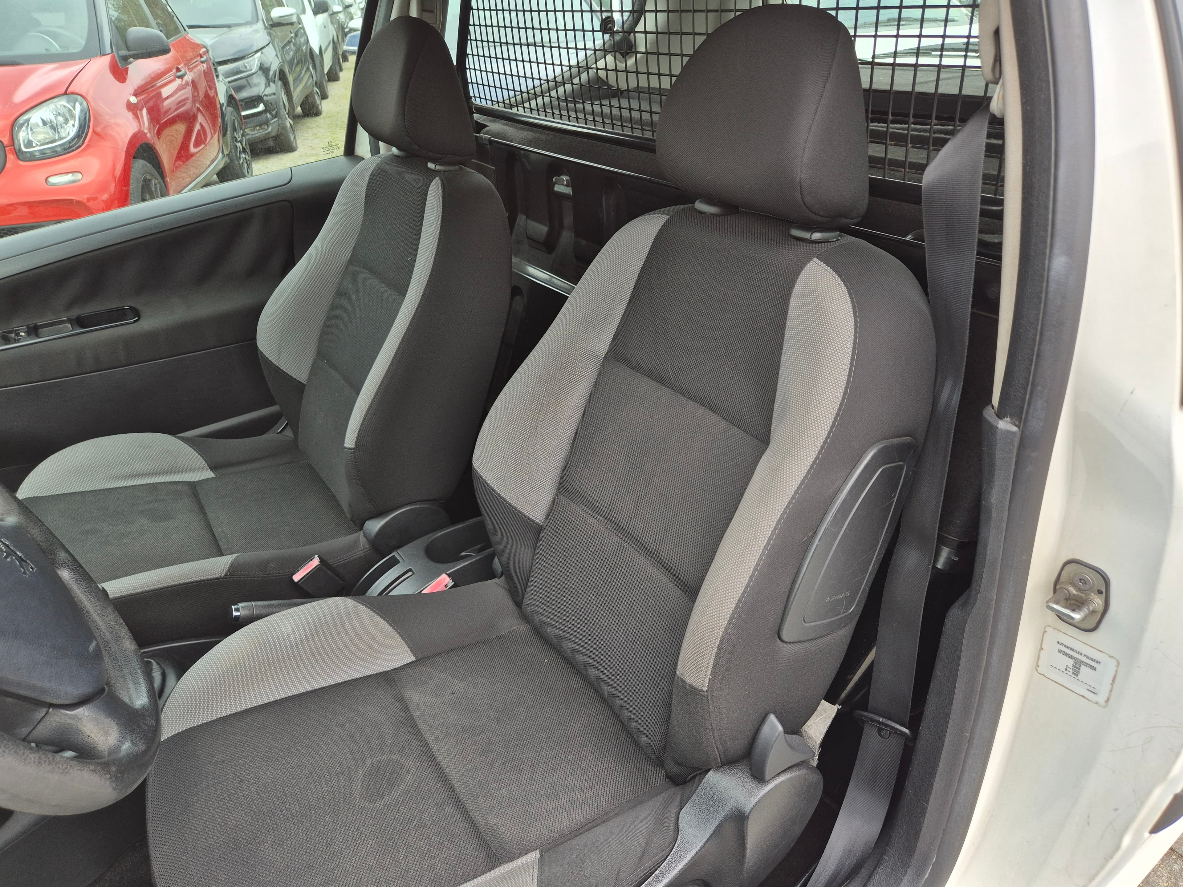 Peugeot 207 · Ano 2009 — imagem 19