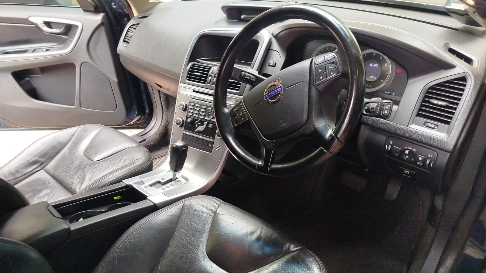 Volvo XC60 2,75m - 2010 — image 9