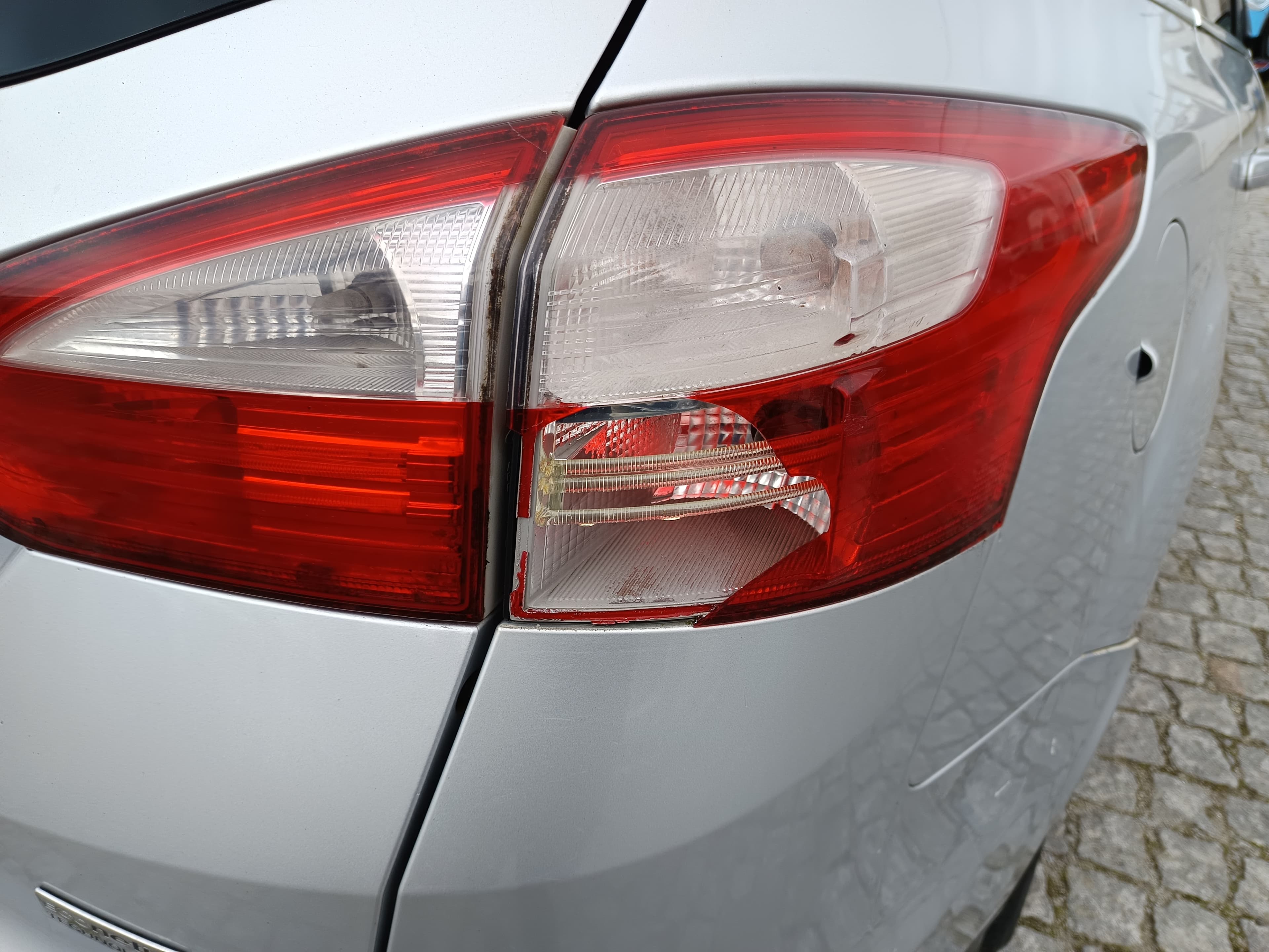 Ford Focus · Ano 2012 — imagem 16